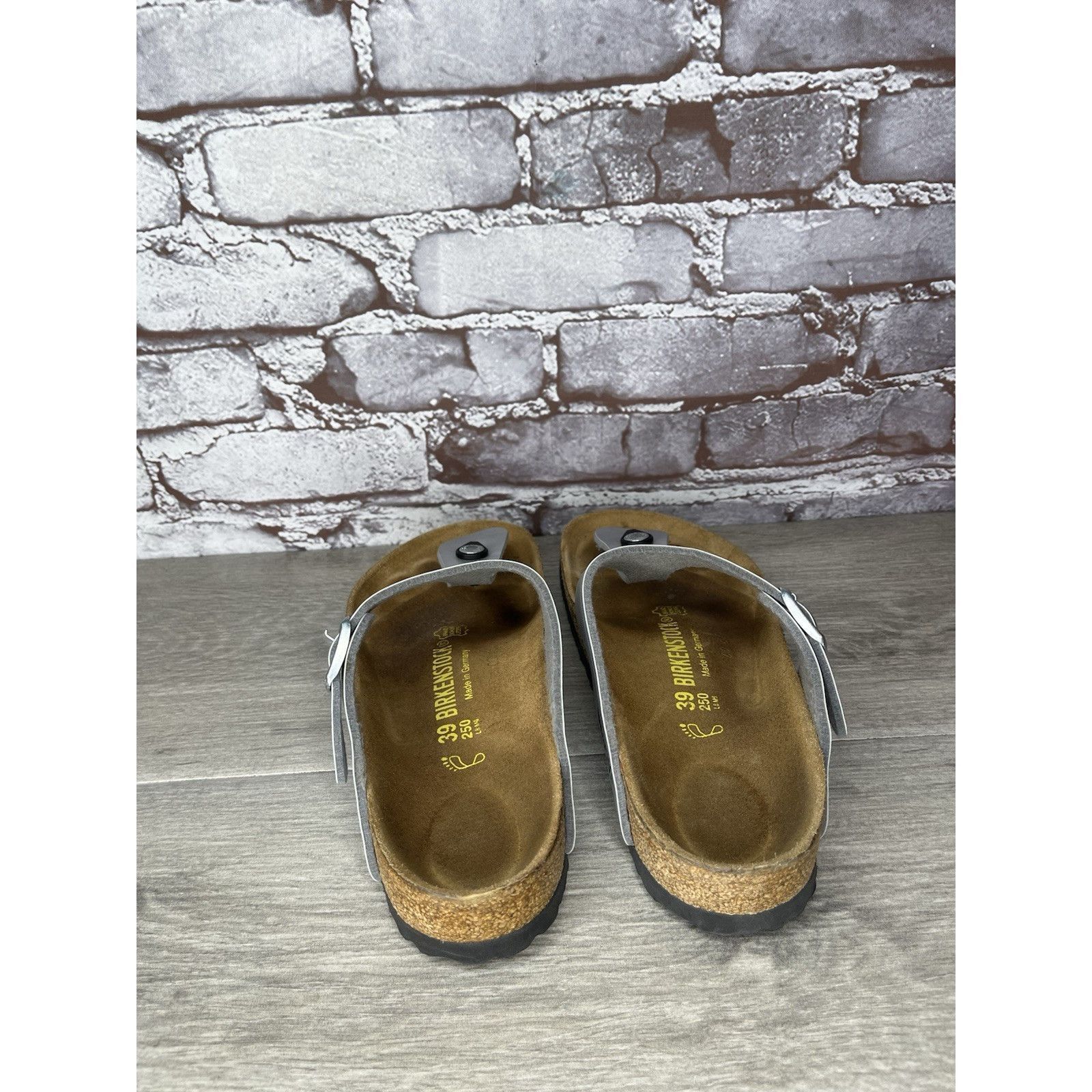 Birkenstock Birkenstock Gizeh Silver Birko Flor Leather Thong Sandals Wo Size US 8 / IT 38 - 4 Thumbnail
