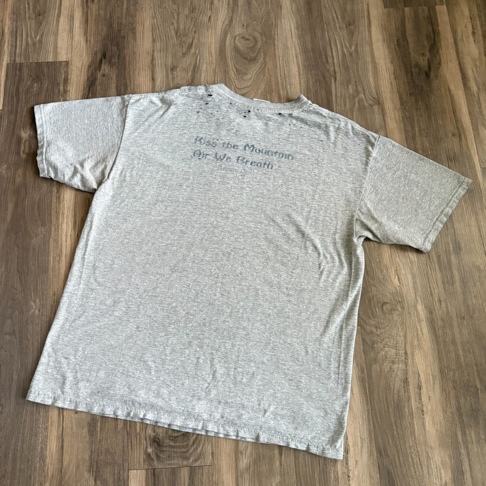 Vintage Vintage Super Thrashed Distressed Worn Zombi T-Shirt Size XL Size US XL / EU 56 / 4 - 6 Thumbnail