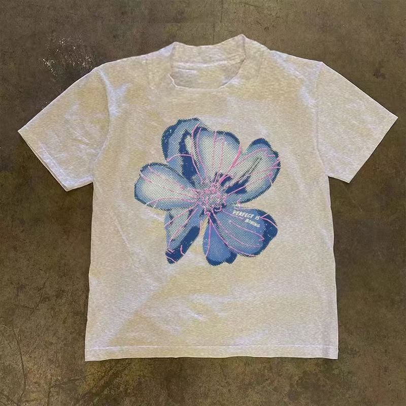 Japanese Brand Gray washed vintage floral print t-shirt Size US M / EU 48-50 / 2 - 1 Thumbnail