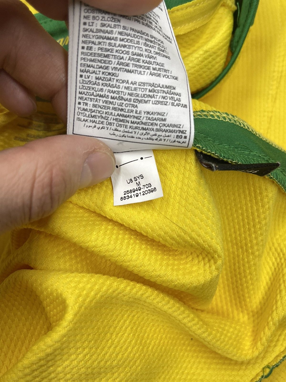 Nike Vintage Nike CBF Brazil Soccer Jersey Football Club Y2K Size US M / EU 48-50 / 2 - 11 Thumbnail