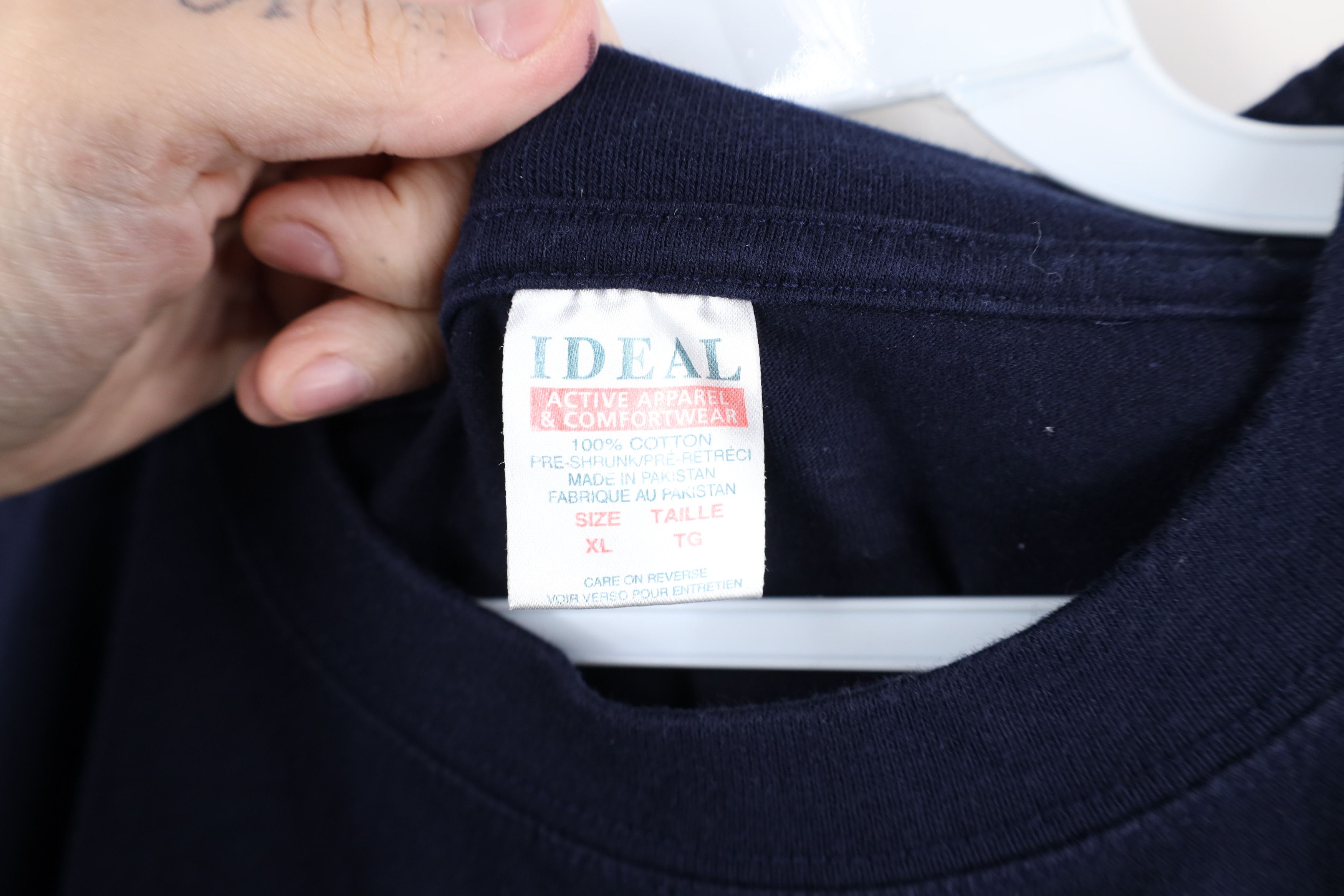 Vintage Vintage 90s Streetwear Heavyweight Canada T-Shirt Blue Size US XL / EU 56 / 4 - 8 Thumbnail