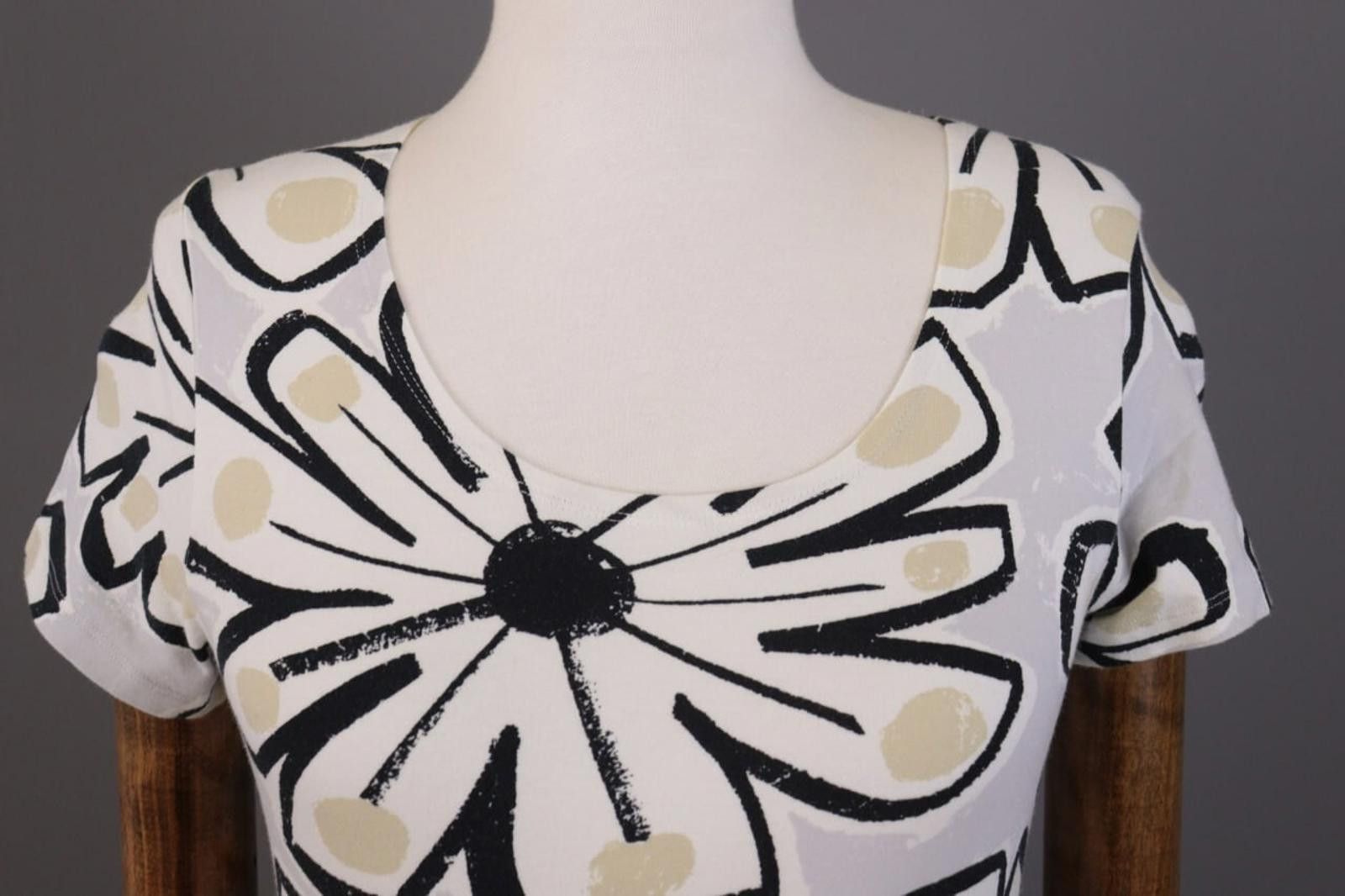Marimekko Marimekko Mika Piirainen Gray Floral A-Line Shift Dress Size M / US 6-8 / IT 42-44 - 5 Thumbnail