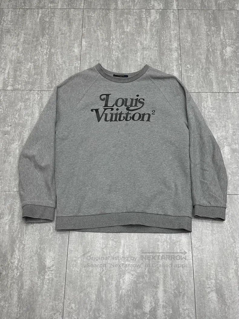 Louis Vuitton Louis Vuitton Grey logo printed long sleeve sweatshirt Size US XL / EU 56 / 4 - 1 Thumbnail