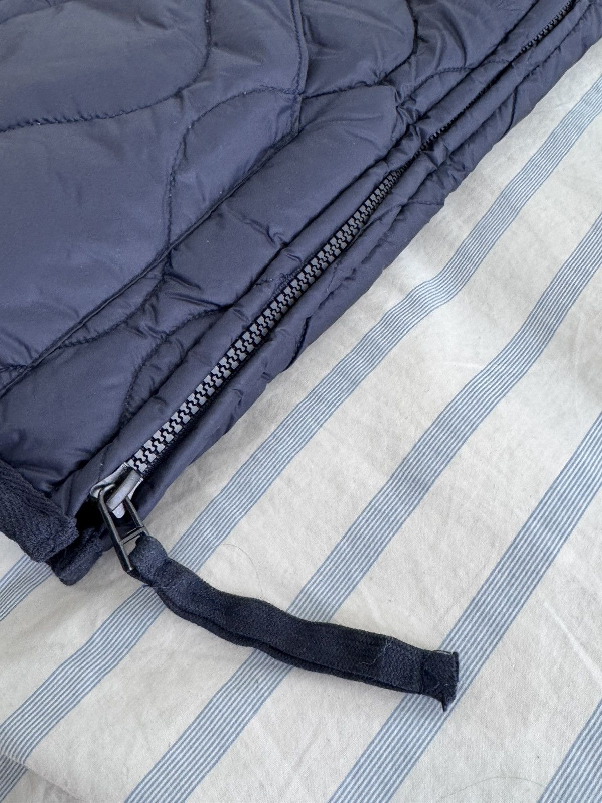 TAION Taion Military V-Neck Soft Shell Down Vest Size US S / EU 44-46 / 1 - 6 Thumbnail