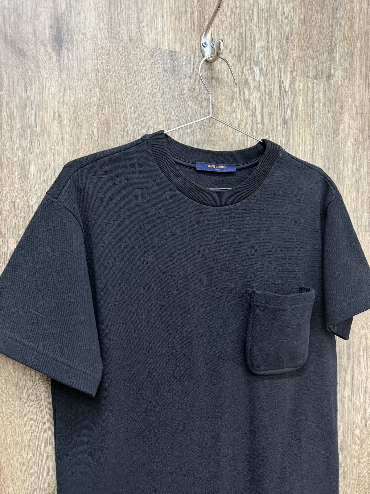 Louis Vuitton Louis Vuitton Black Monogram Pocket Tee Size US XS / EU 42 / 0 - 3 Thumbnail