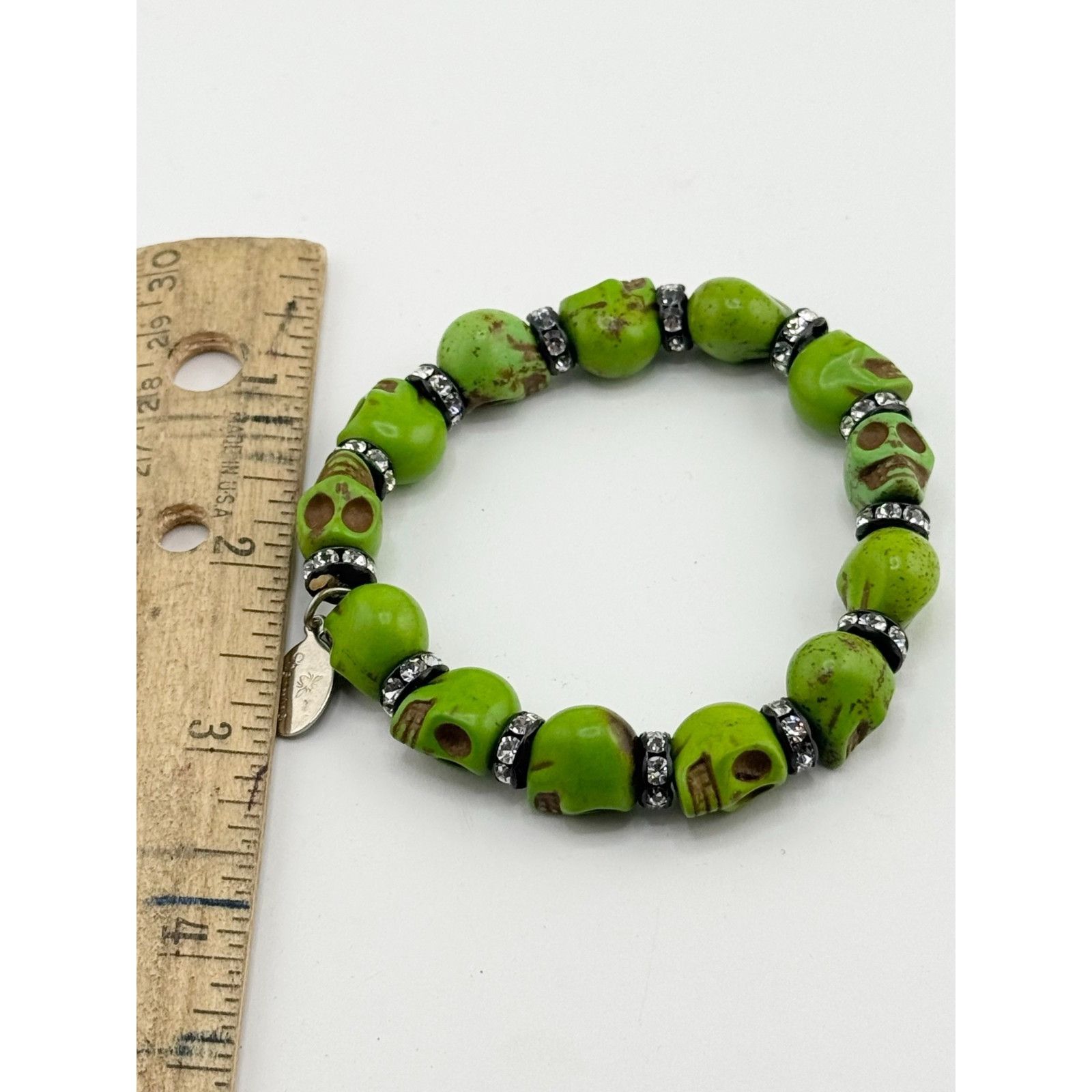 Vintage Vintage Green Howlite stone skull Halloween rhinestone stret Size ONE SIZE - 4 Thumbnail