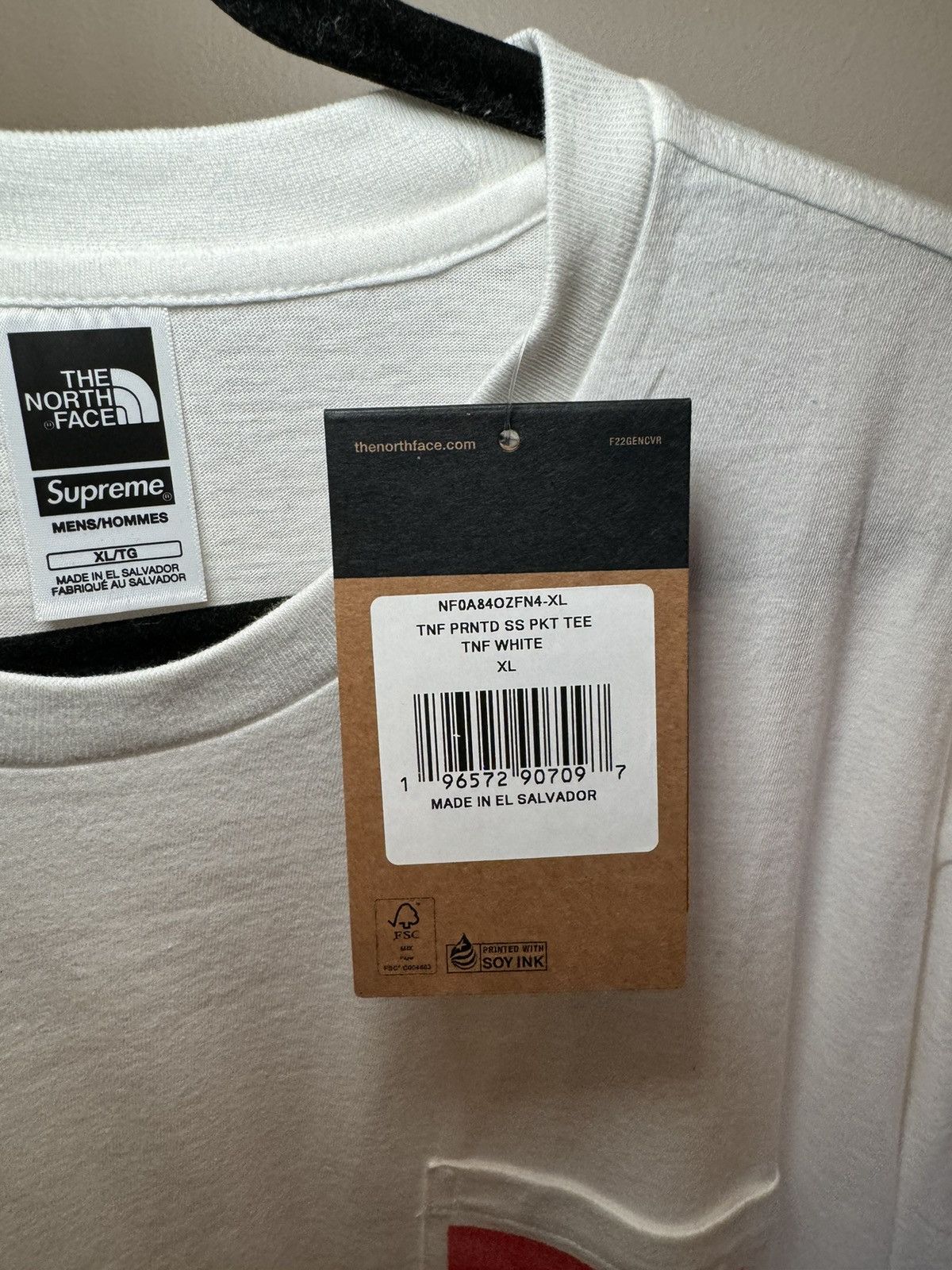 Supreme × The North Face TNF printed pocket tee Size US XL / EU 56 / 4 - 4 Thumbnail