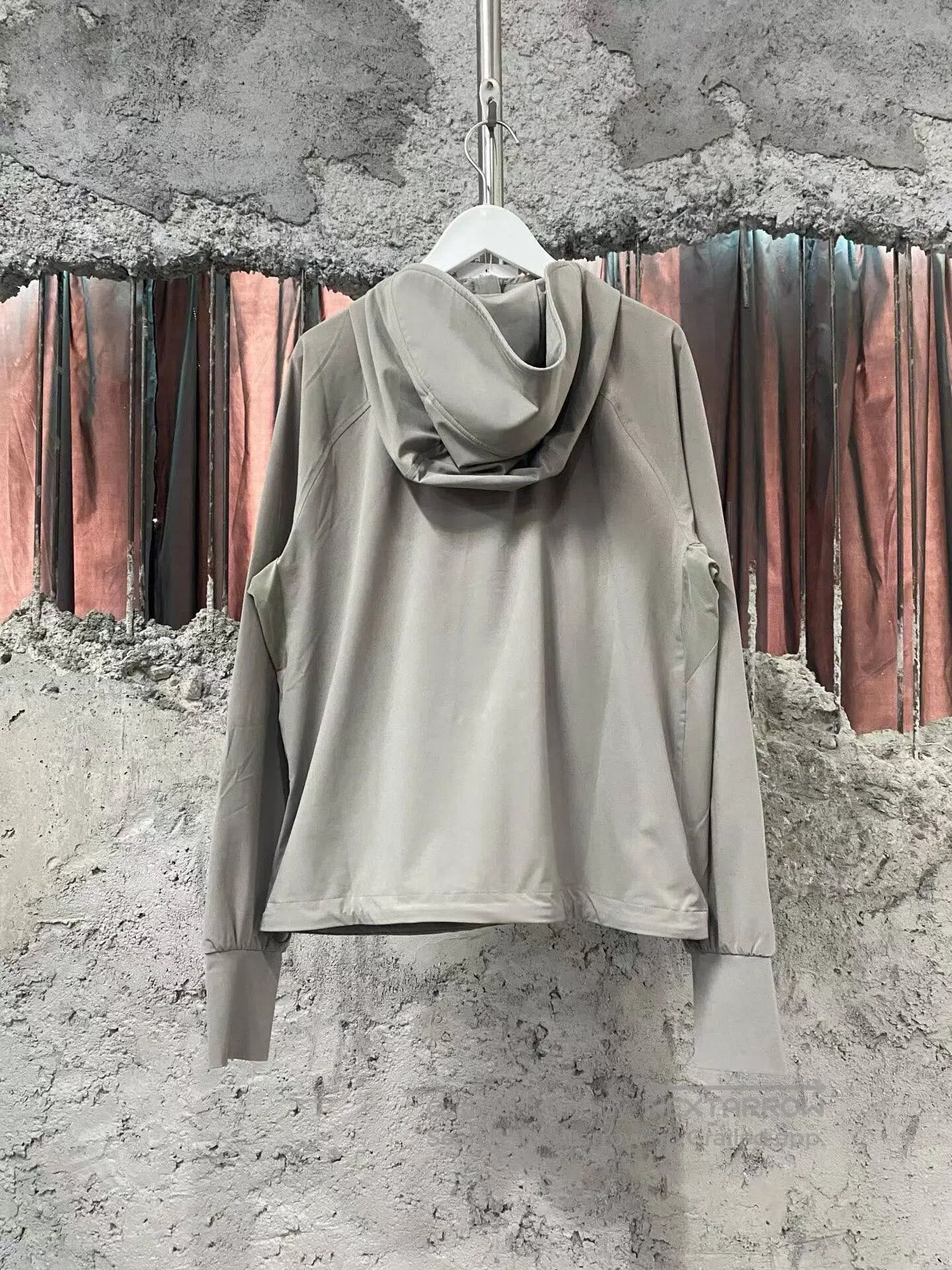 Lululemon lululemon Zipper Jacket| Size US M / EU 48-50 / 2 - 2 Thumbnail