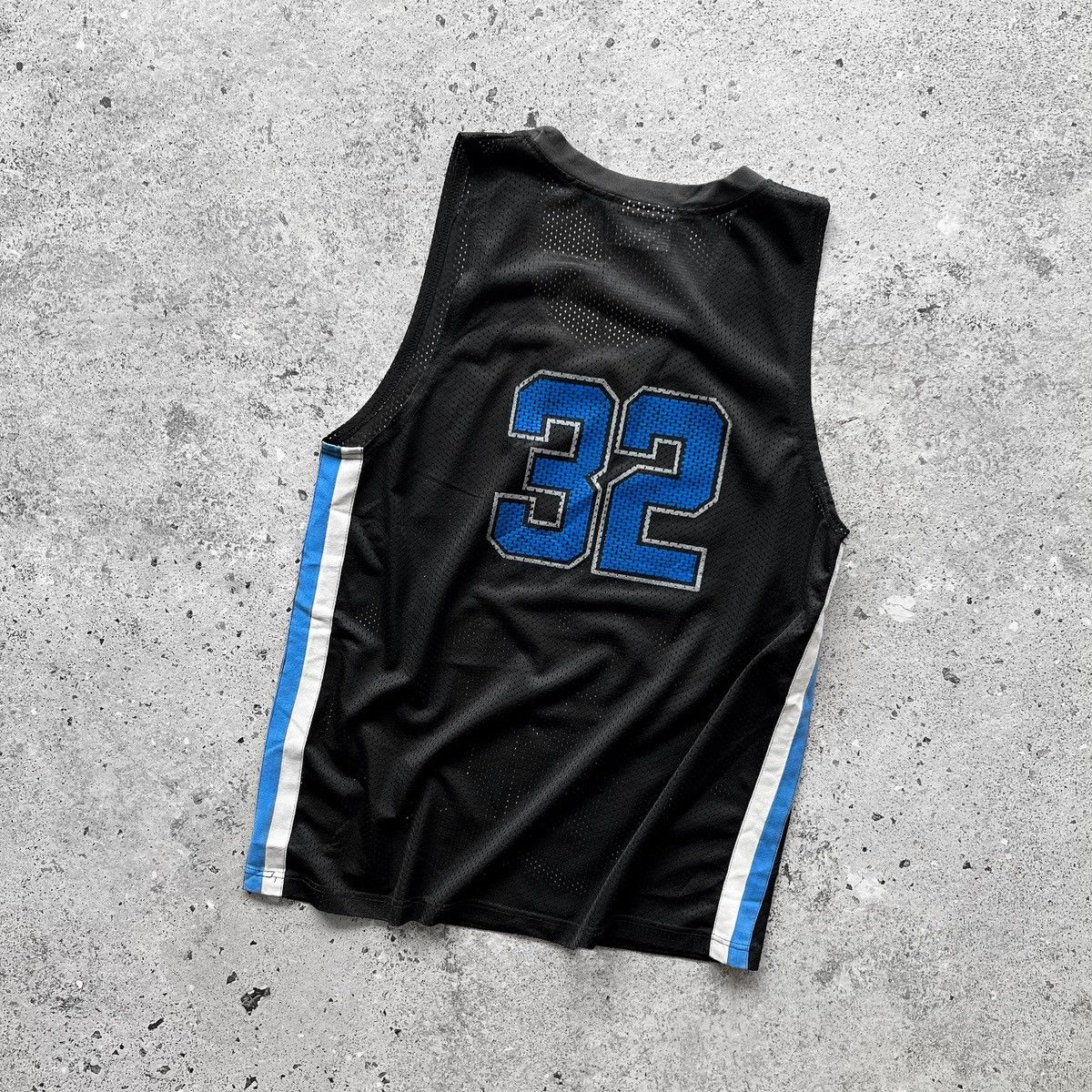 NBA × Reebok × Vintage Reebok Mens Vintage Shaq O’Neal 32 Black Jersey Tank Top NBA Size US S / EU 44-46 / 1 - 2 Thumbnail