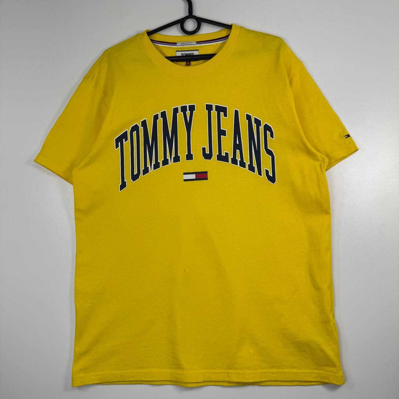 Tommy Jeans Tommy Jeans Spell Out Logo T-Shirt Yellow Mens Size XL Size US XL / EU 56 / 4 - 1 Thumbnail