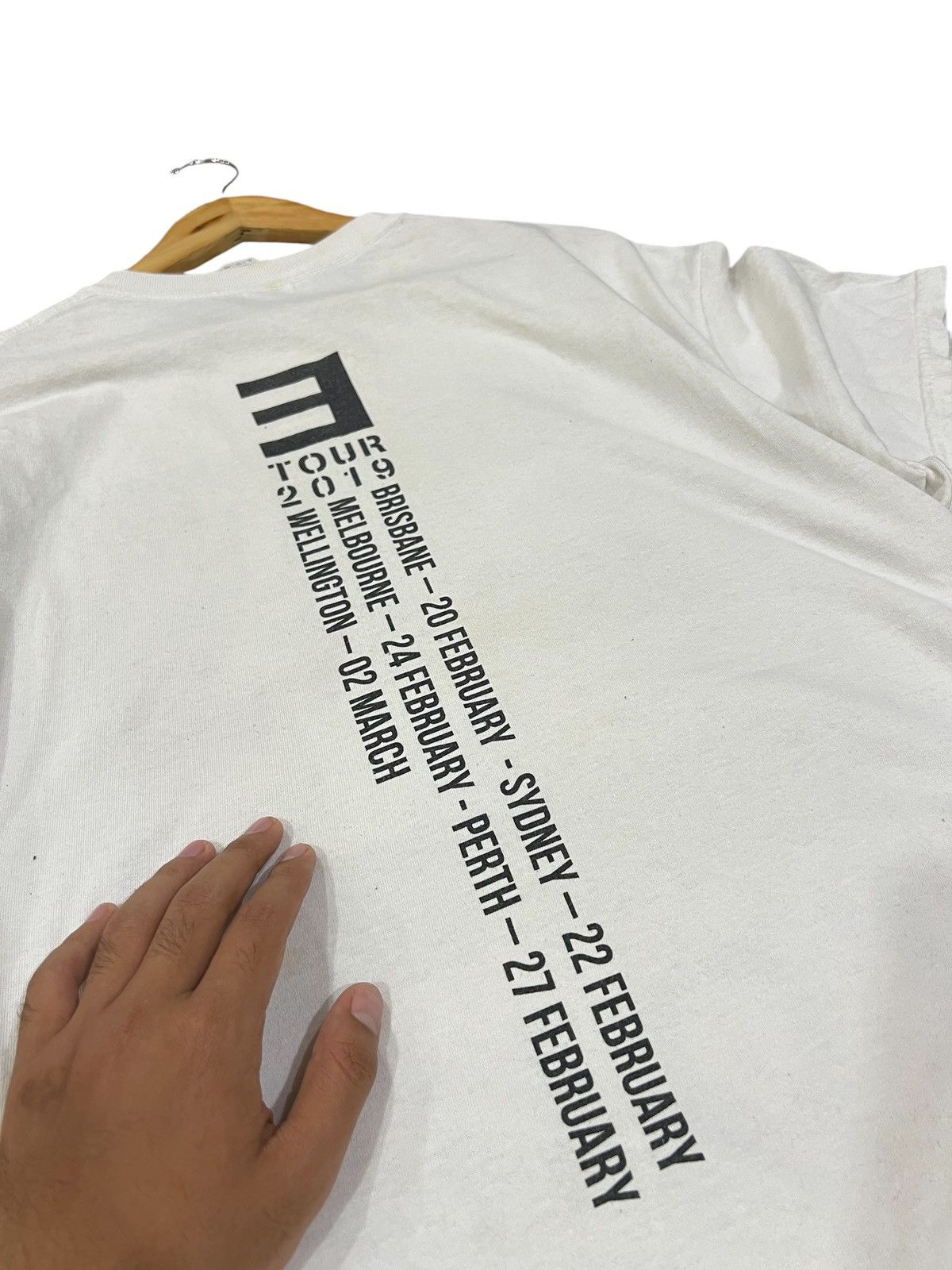 Eminem × Rap Tees × Vintage Vtg Y2k Eminem Tour 2019 Rap Tees Size US XL / EU 56 / 4 - 3 Thumbnail