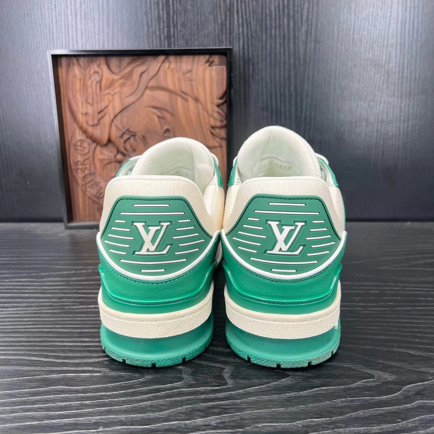 Louis Vuitton LV Trainer White Green Like New Worn Once 7/41 Size US 7 / EU 40 - 5 Thumbnail