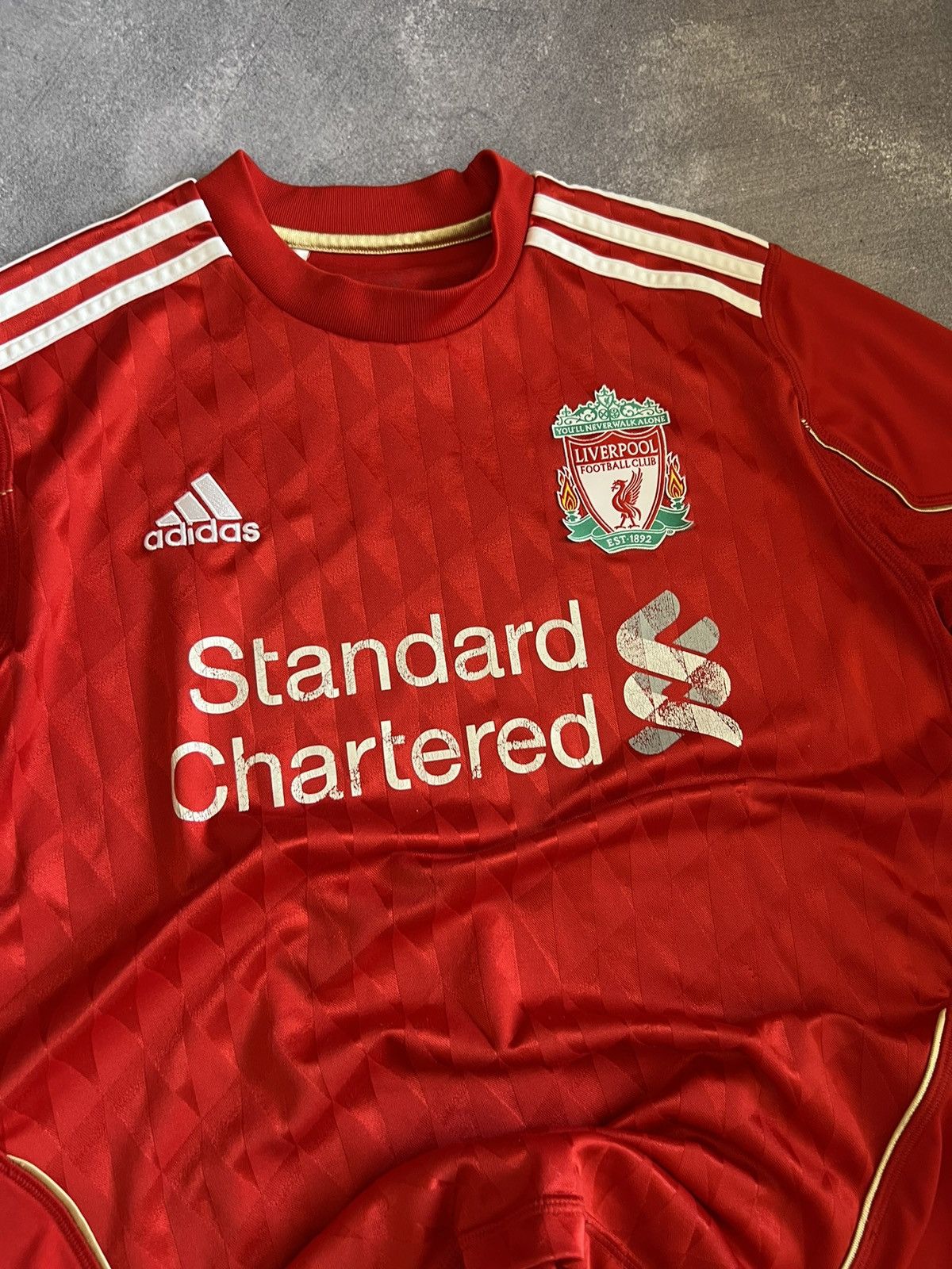 Adidas × Vintage Liverpool 2010-2011 Home Jersey Fernando Torres 9 Size US M / EU 48-50 / 2 - 3 Thumbnail