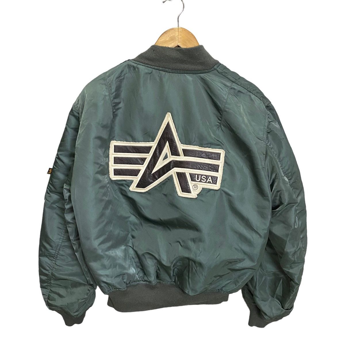 Alpha Industries Alpha Industries reversable bomber jacket Size US L / EU 52-54 / 3 - 1 Thumbnail