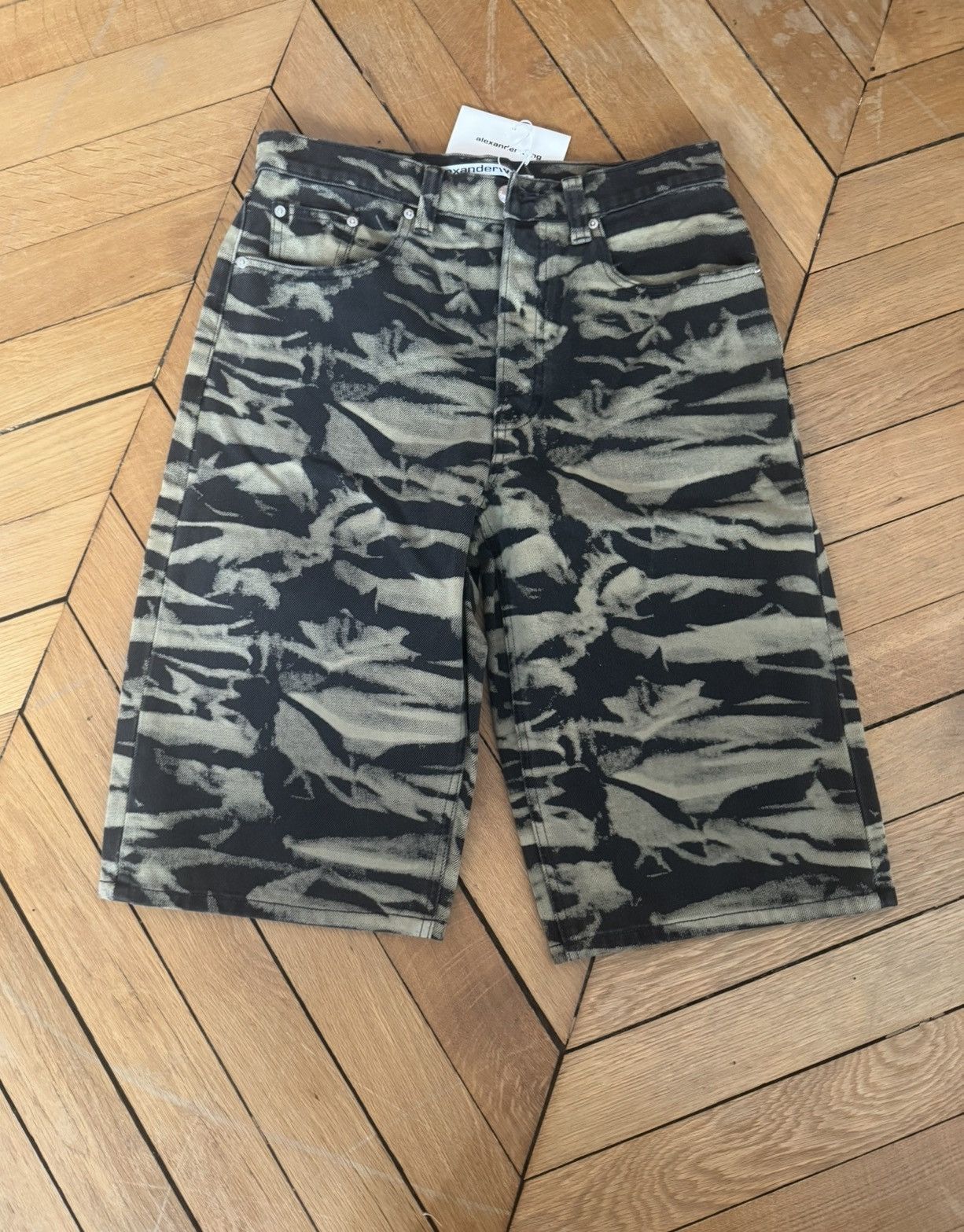 Alexander Wang Alexander Wang Shorts Size 27" / US 4 / IT 40 - 4 Thumbnail
