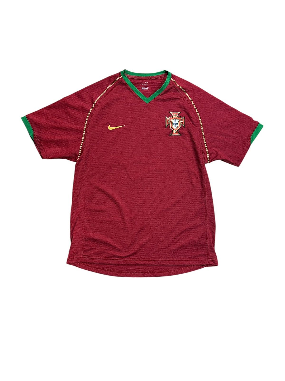 Nike Portugal 2006 Home Jersey Size US M / EU 48-50 / 2 - 1 Thumbnail