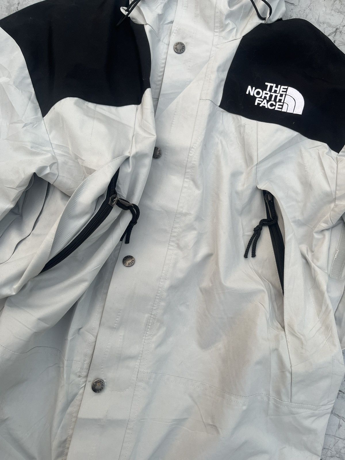 The North Face Vintage The North Face Gore-Tex Mountain Jacket Size US L / EU 52-54 / 3 - 8 Thumbnail