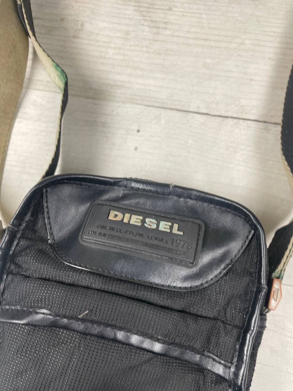 Diesel Vintage Diesel Messenger Bag Shoulders Size ONE SIZE - 5 Thumbnail