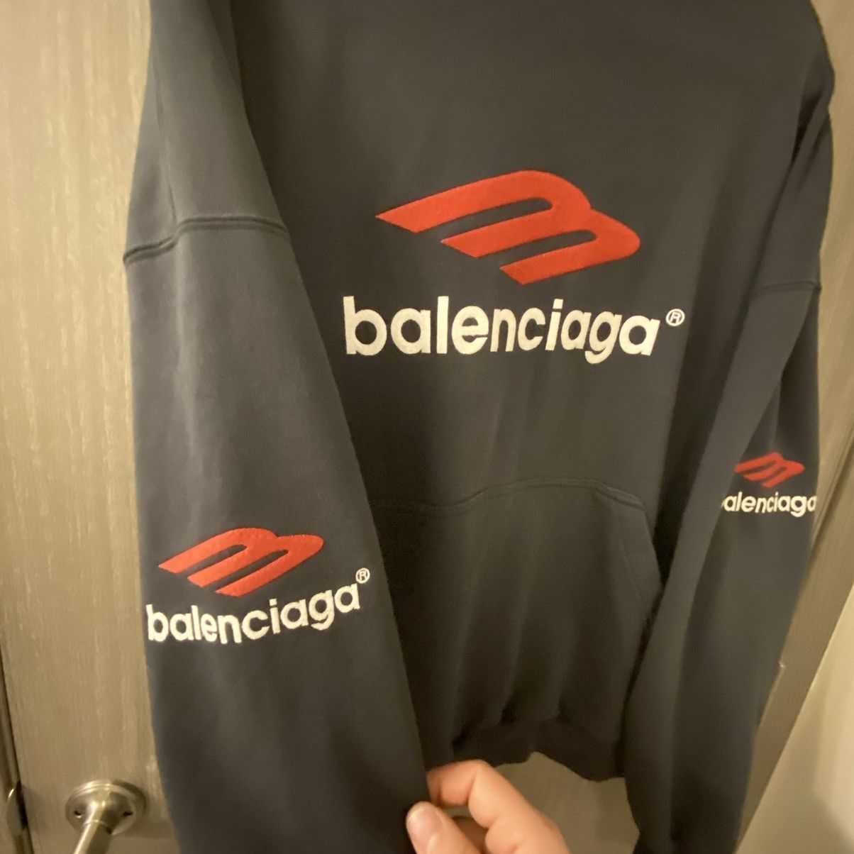 Balenciaga Balenciaga 3B Icon Sports Logo Hoodie Size US L / EU 52-54 / 3 - 3 Thumbnail