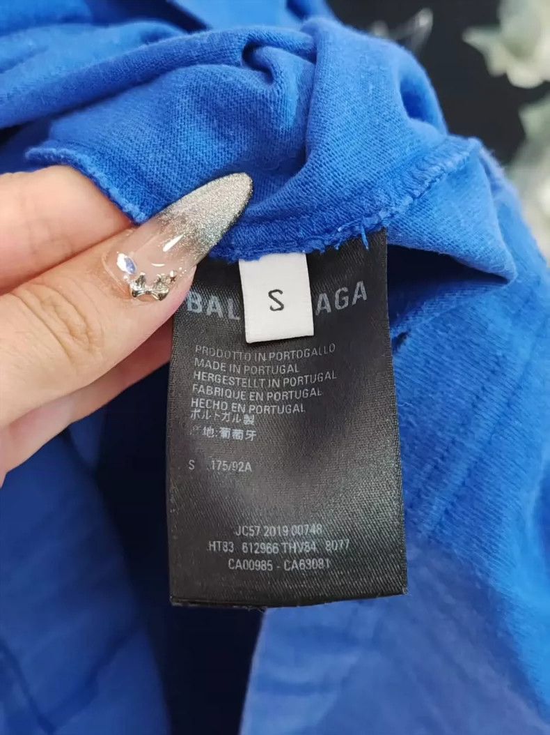 Balenciaga Balenciaga Letter Logo T-Shirt Size US S / EU 44-46 / 1 - 4 Thumbnail
