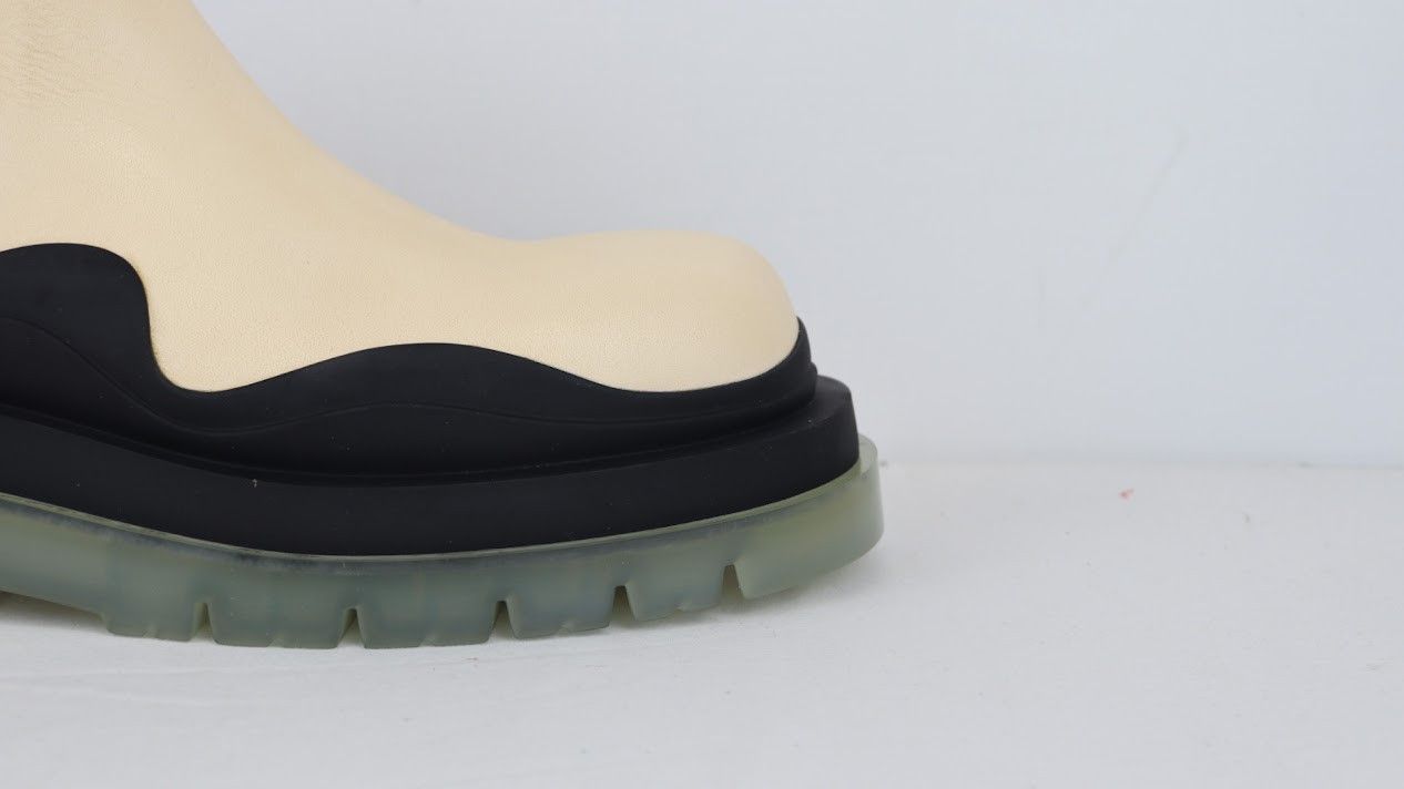 Bottega Veneta o1rshd1 Vegetal Tire Calfskin Boots in Butter Size US 9 / EU 42 - 4 Thumbnail