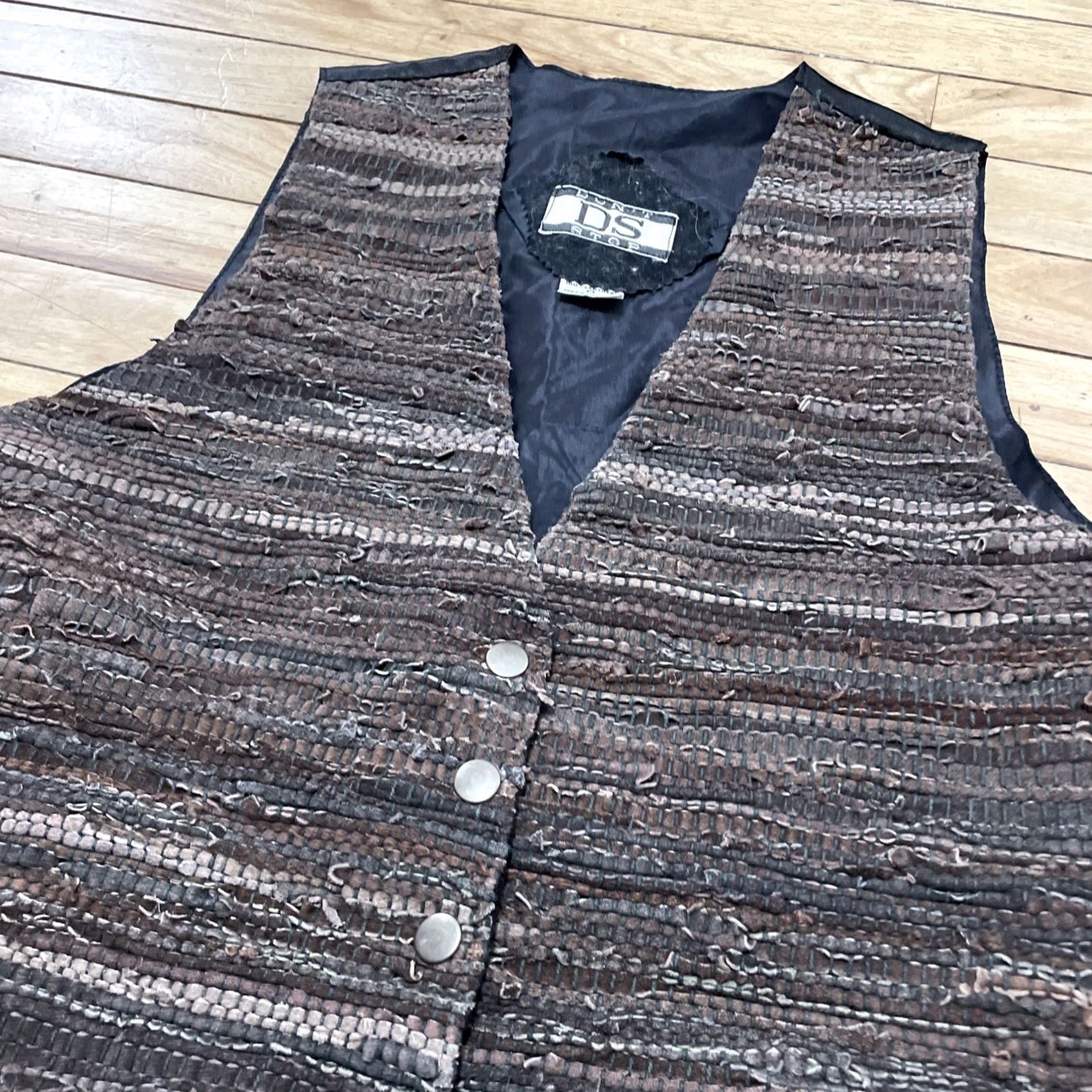 Vintage VINTAGE Don't Stop Leather Vest Men M Brown Texture Cowboy Western Southwest 90s Leather Vest Mens Size US M / EU 48-50 / 2 - 3 Thumbnail