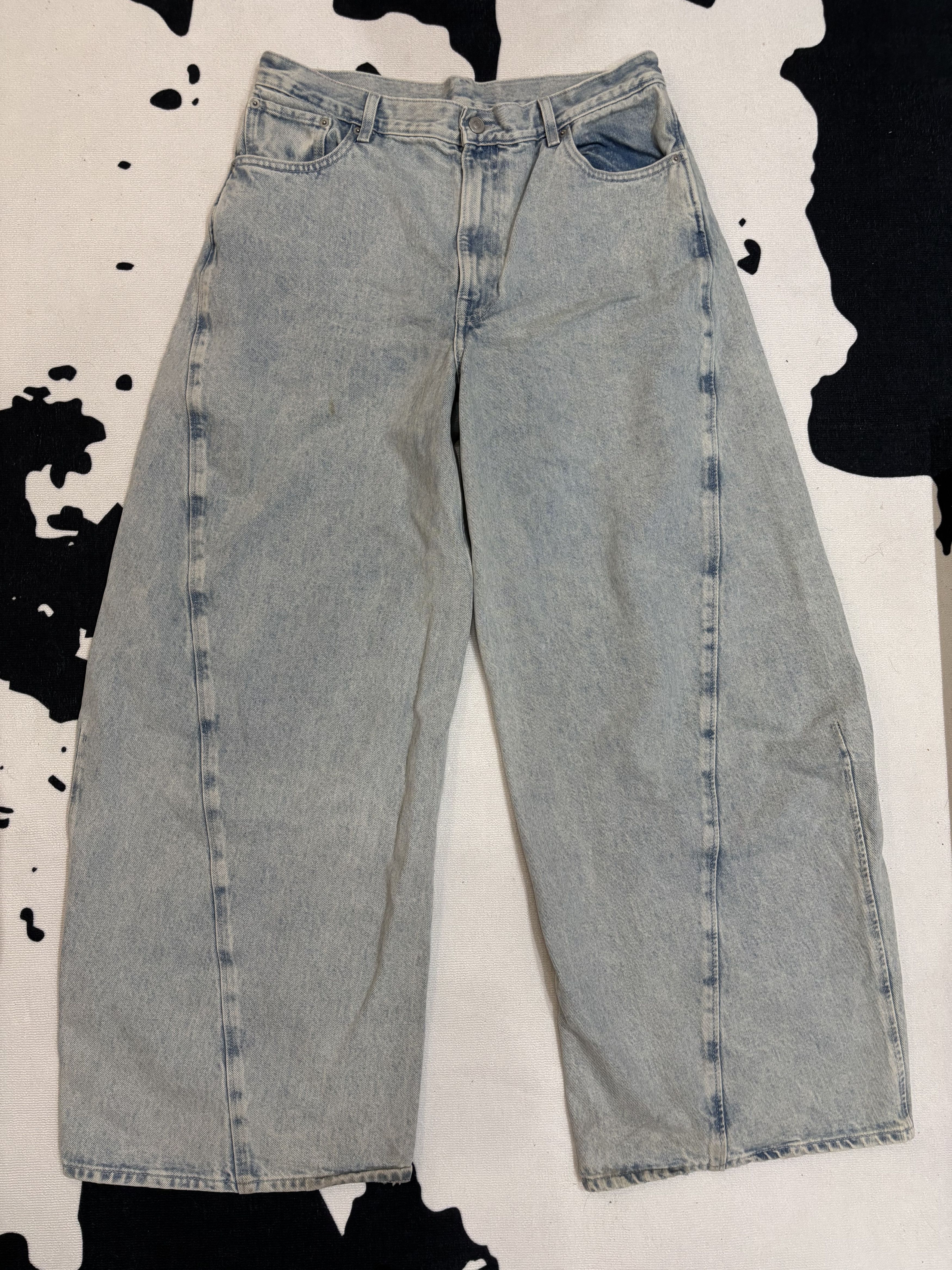 Cos Cos Twisted Barrel Leg Jeans Size US 30 / EU 46 - 2 Thumbnail