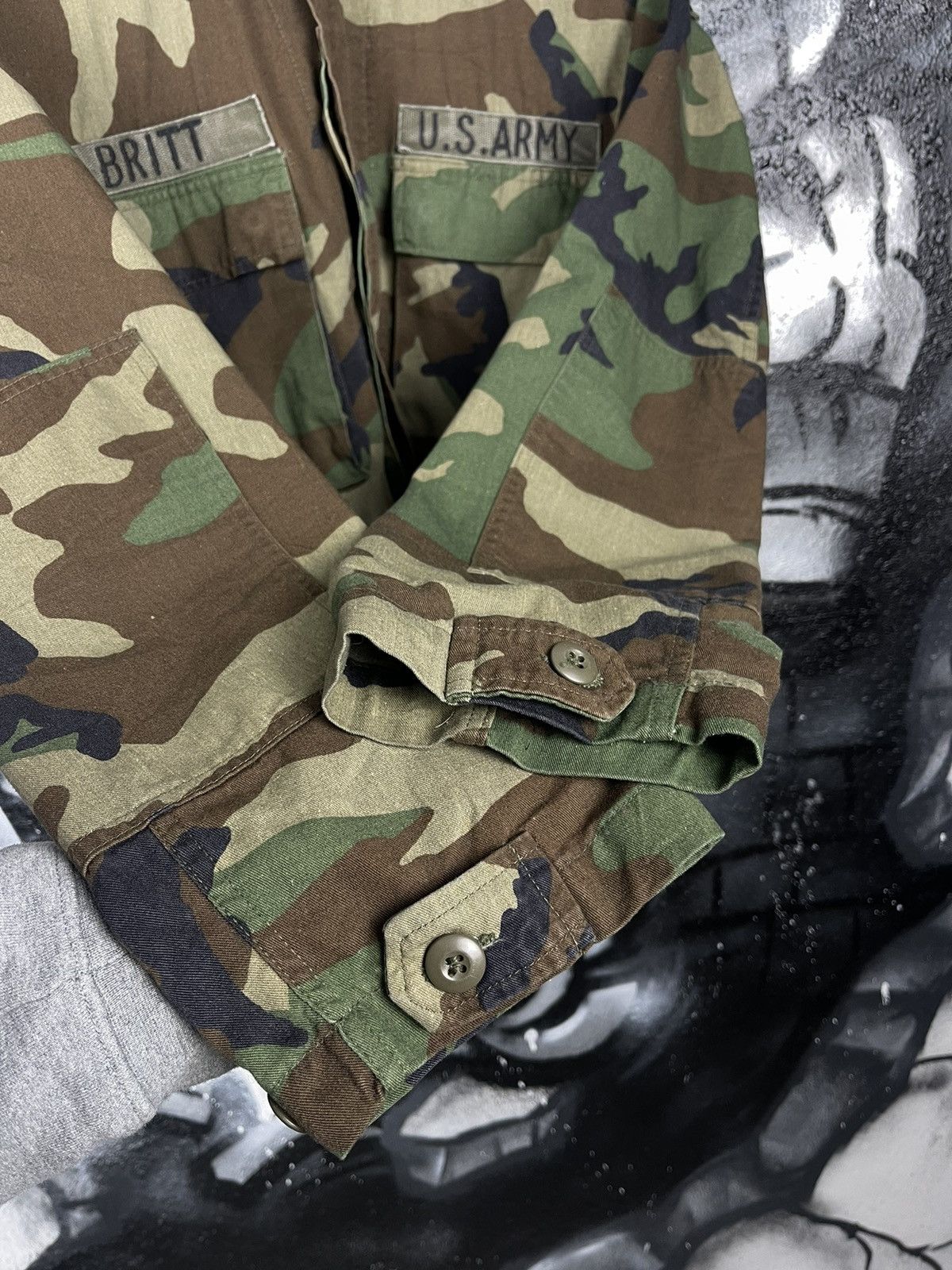Vintage Army Coat Combat Woodland Camouflage Pattern Men’s Size S Size US S / EU 44-46 / 1 - 10 Thumbnail