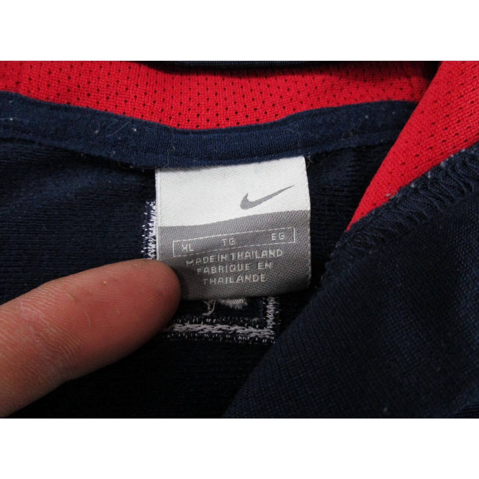 Nike VINTAGE Nike Center Swoosh Hoodie Men XL Blue Nike Sportswear Pullover Hooded 90s Sweatshirt Size US XL / EU 56 / 4 - 3 Thumbnail