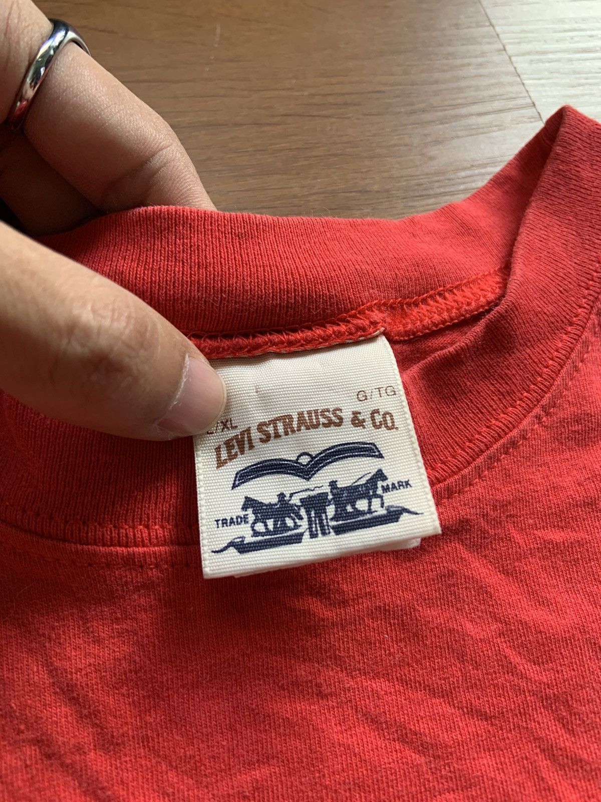 Levi's 90’s Levi’s men’s t-shirt Size US XL / EU 56 / 4 - 4 Thumbnail