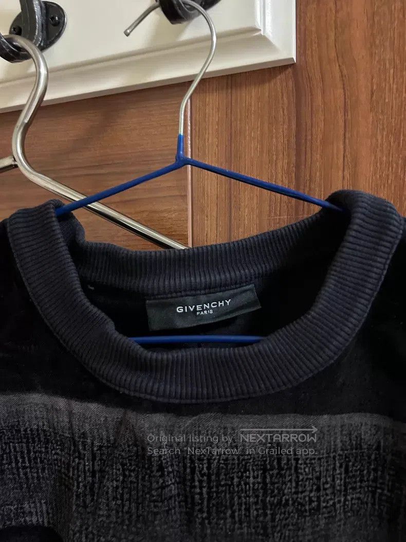 Givenchy Givenchy Black long-sleeved knitted sweater Size US L / EU 52-54 / 3 - 1 Thumbnail