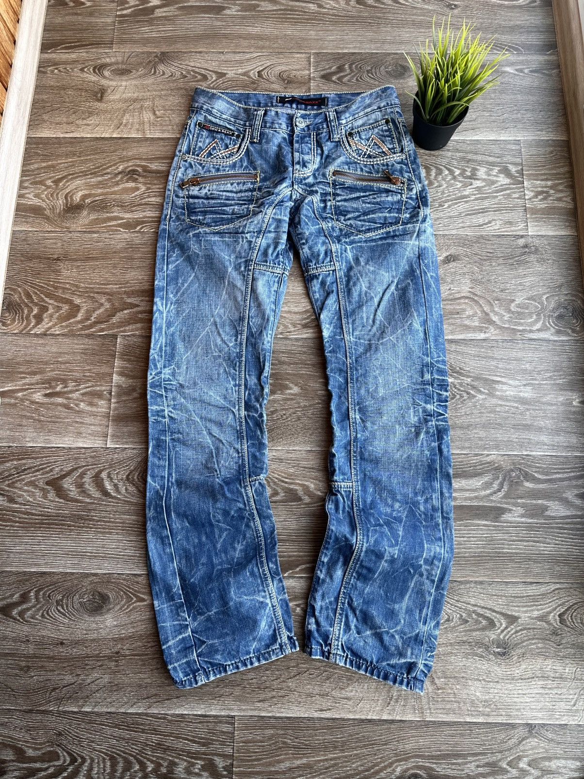 Le Grande Bleu (L.G.B.) 🔥 Cipo Baxx Crazy Y2K Jeans Denim LGB If Six Was Nine Japan Size US 29 - 1 Thumbnail