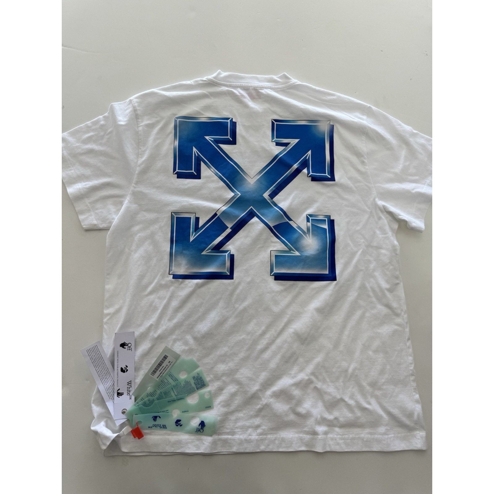 Off-White Off-White Blue Metal Arrow Over Slim Tee White / Light Blue Size US XS / EU 42 / 0 - 1 Thumbnail