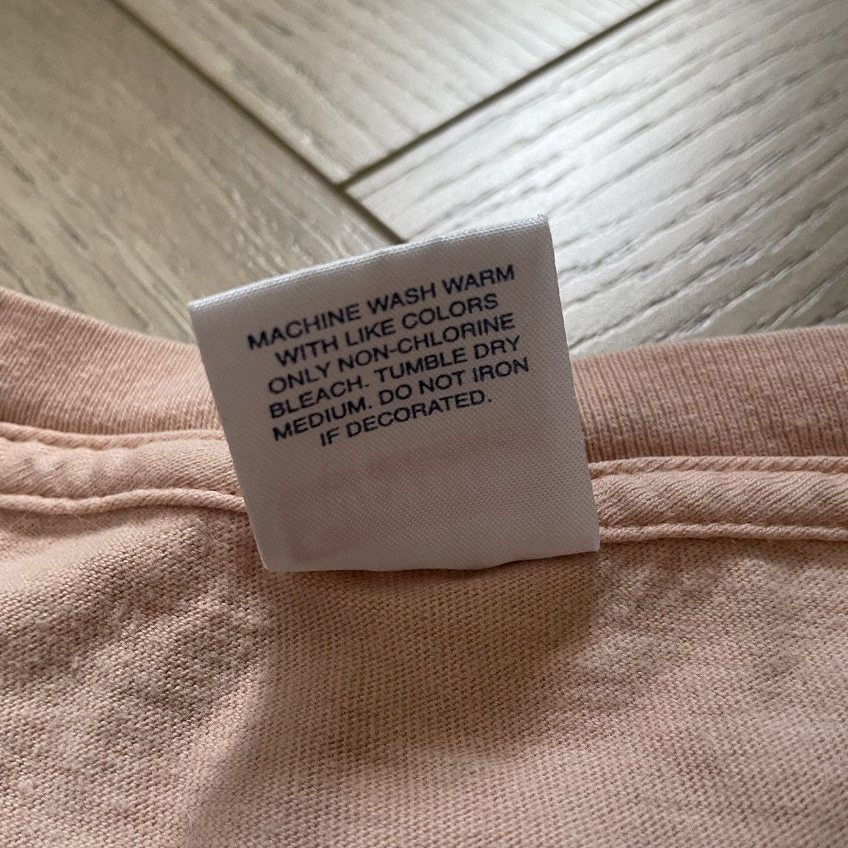 Supreme Supreme SS16 Beach T Shirt in Peach Size US XL / EU 56 / 4 - 6 Thumbnail