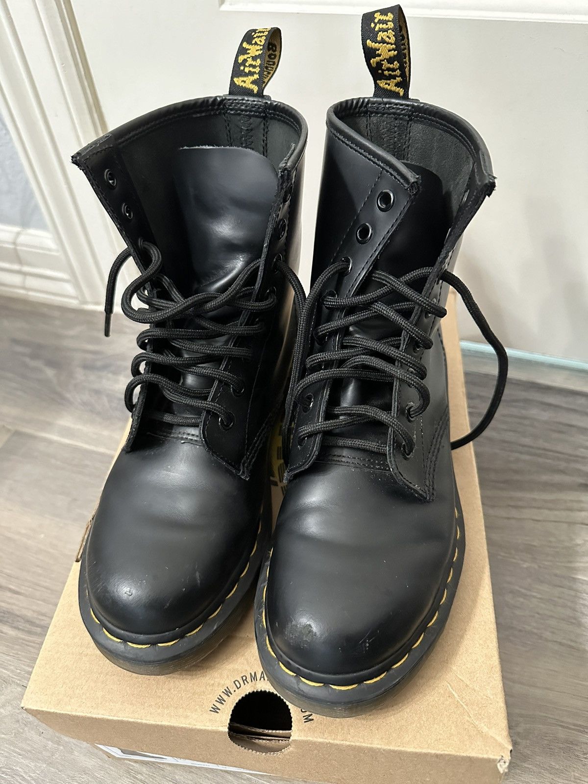Dr. Martens JADON BOOT SMOOTH LEATHER PLATFORMS Size US 7 / IT 37 - 1 Thumbnail