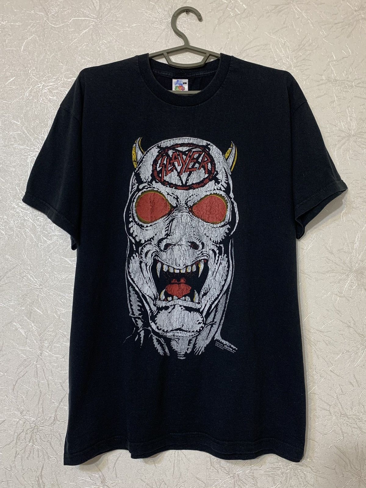 Band Tees × Slayer × Vintage Vintage Slayer Reign In Blood Tour 2005 Re Print Band Tee Size US L / EU 52-54 / 3 - 1 Thumbnail