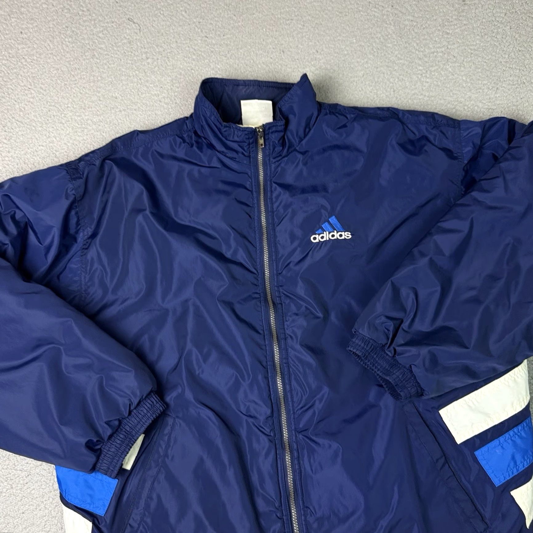 Adidas VINTAGE adidas Puffer Jacket Coat Adult XXL Blue Striped 90s Logo Zipper Size US XXL / EU 58 / 5 - 5 Thumbnail