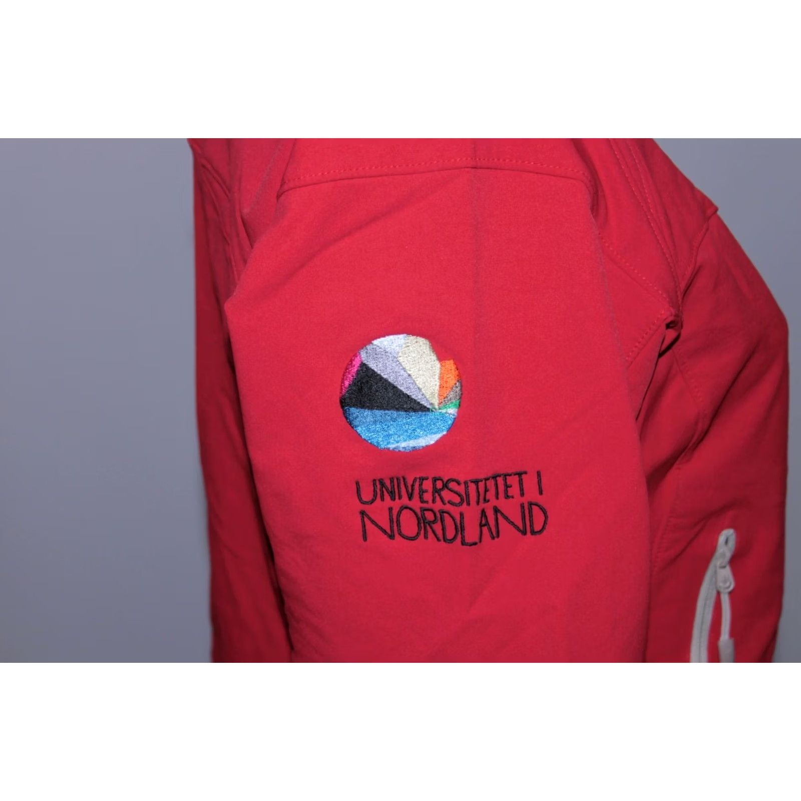 Vintage Norrona womens red full zip jacket Size S Size S / US 4 / IT 40 - 4 Thumbnail