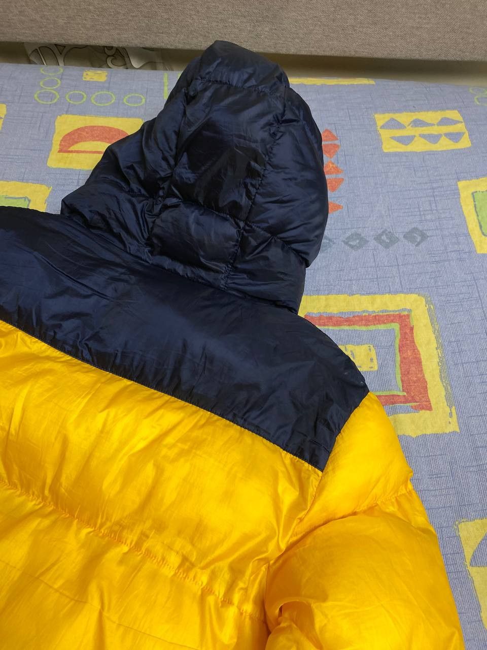 Tommy Hilfiger Vintage 90s Tommy Hilfiger windbreaker jacket Size US XS / EU 42 / 0 - 23 Thumbnail