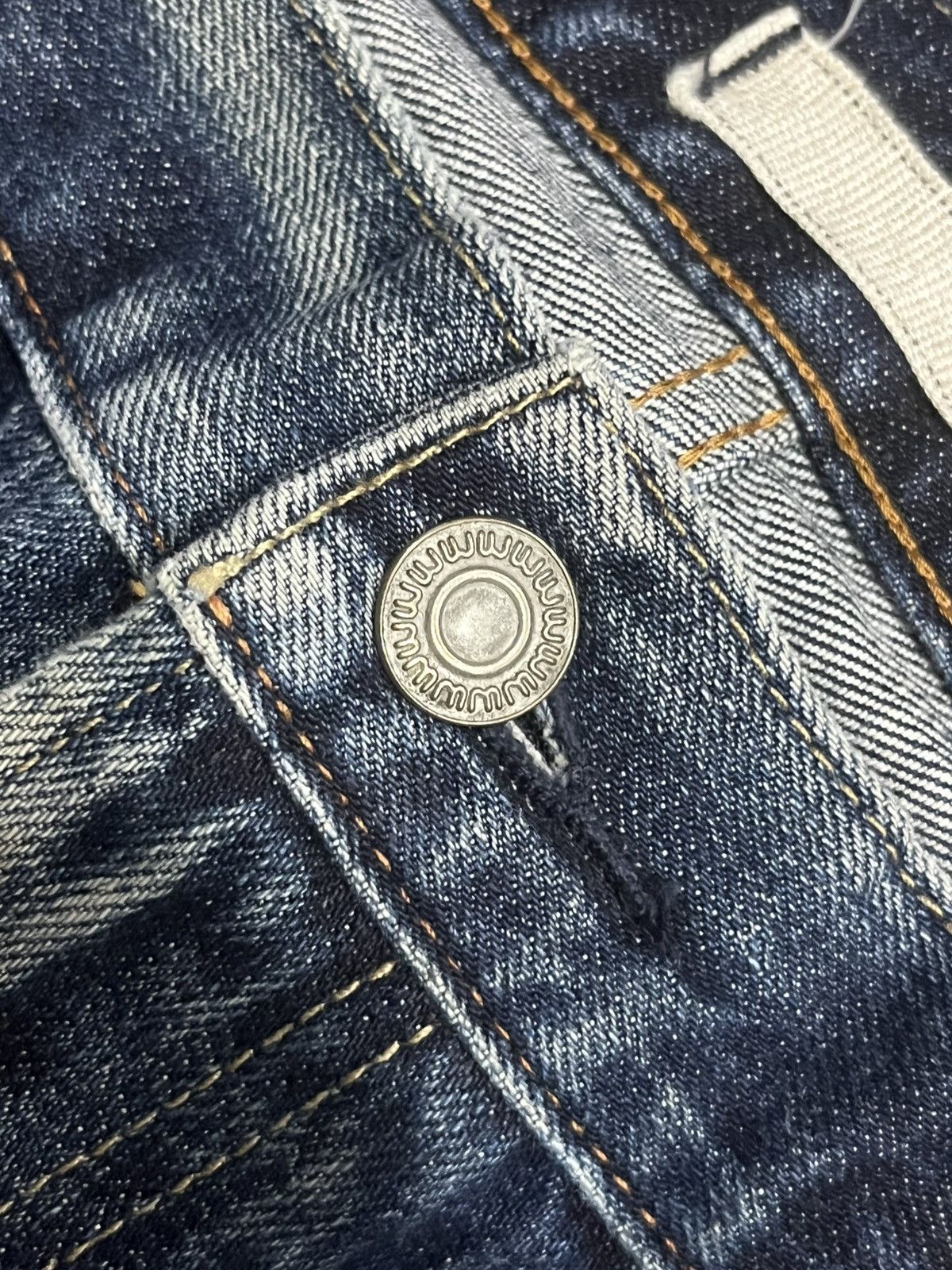 Jun Takahashi Vintage Japan Uniqlo UJ Dark Blue Whisker Faded Washed Jeans Size US 36 / EU 52 - 5 Thumbnail