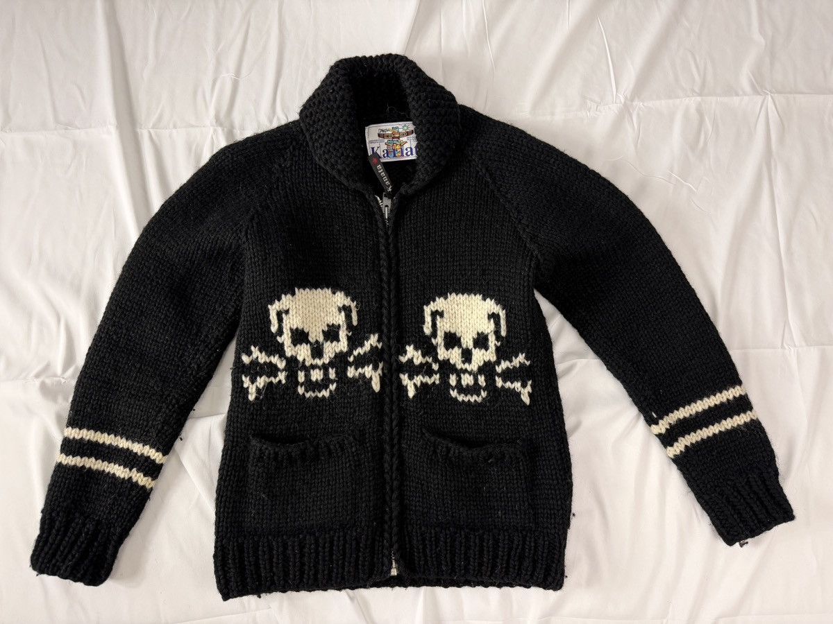 Black skull and bones kanata cowichan