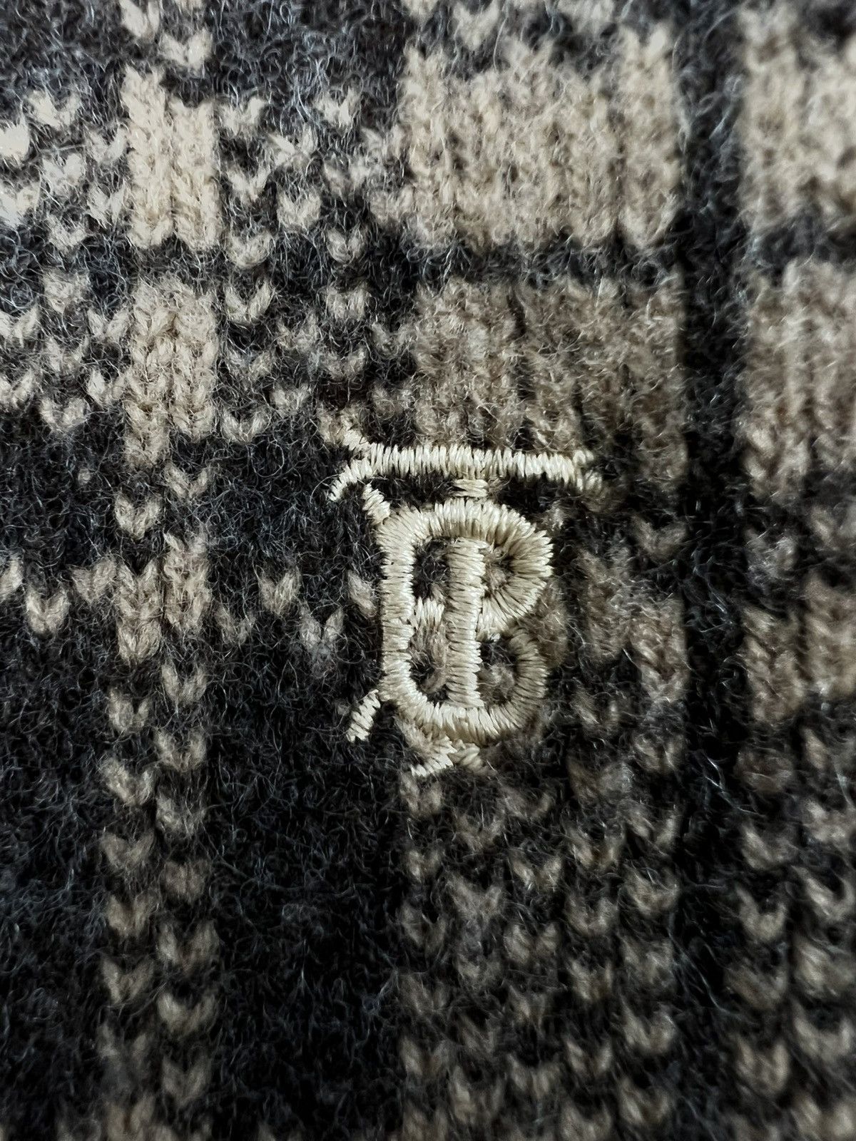 Burberry × Vintage Rare Burberry Vintage Wool checkered sweater V Neck 90s Size US XL / EU 56 / 4 - 2 Thumbnail