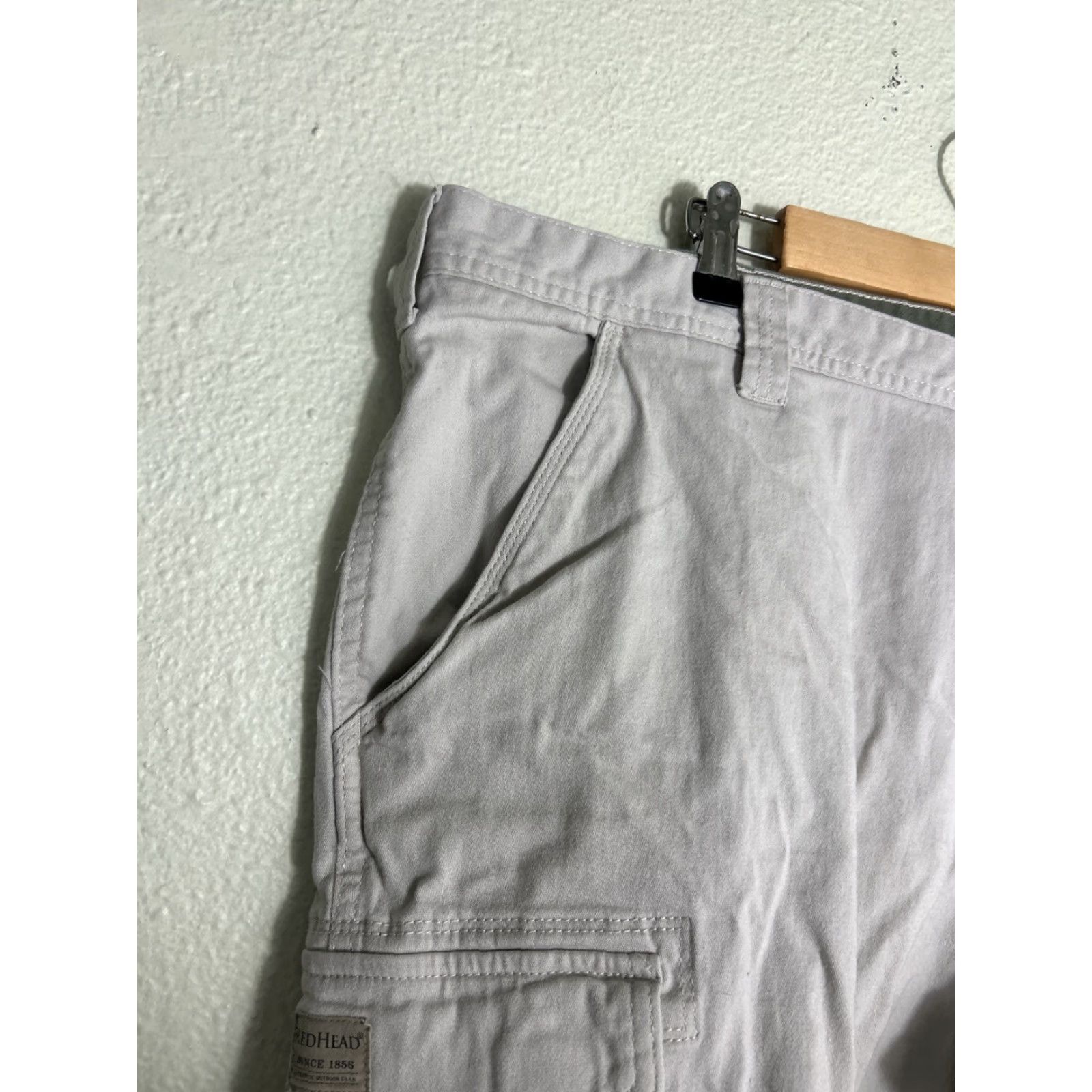 Vintage VINTAGE Red Head Men's Cargo Shorts 44 Cotton Light Khaki 9.5 Inseam Beige Cargo Mens Size US 44 / EU 60 - 3 Thumbnail