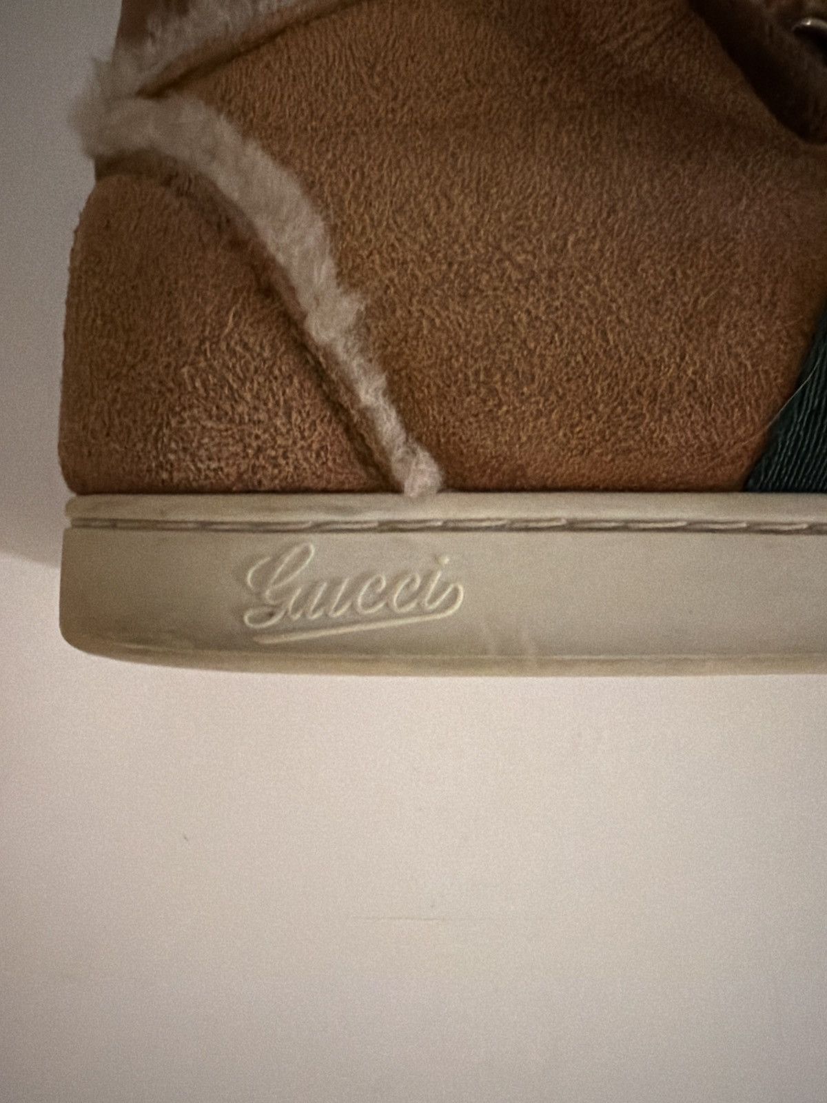 Gucci Gucci Fur Hi Top Sneakers Size US 8 / EU 41 - 7 Thumbnail
