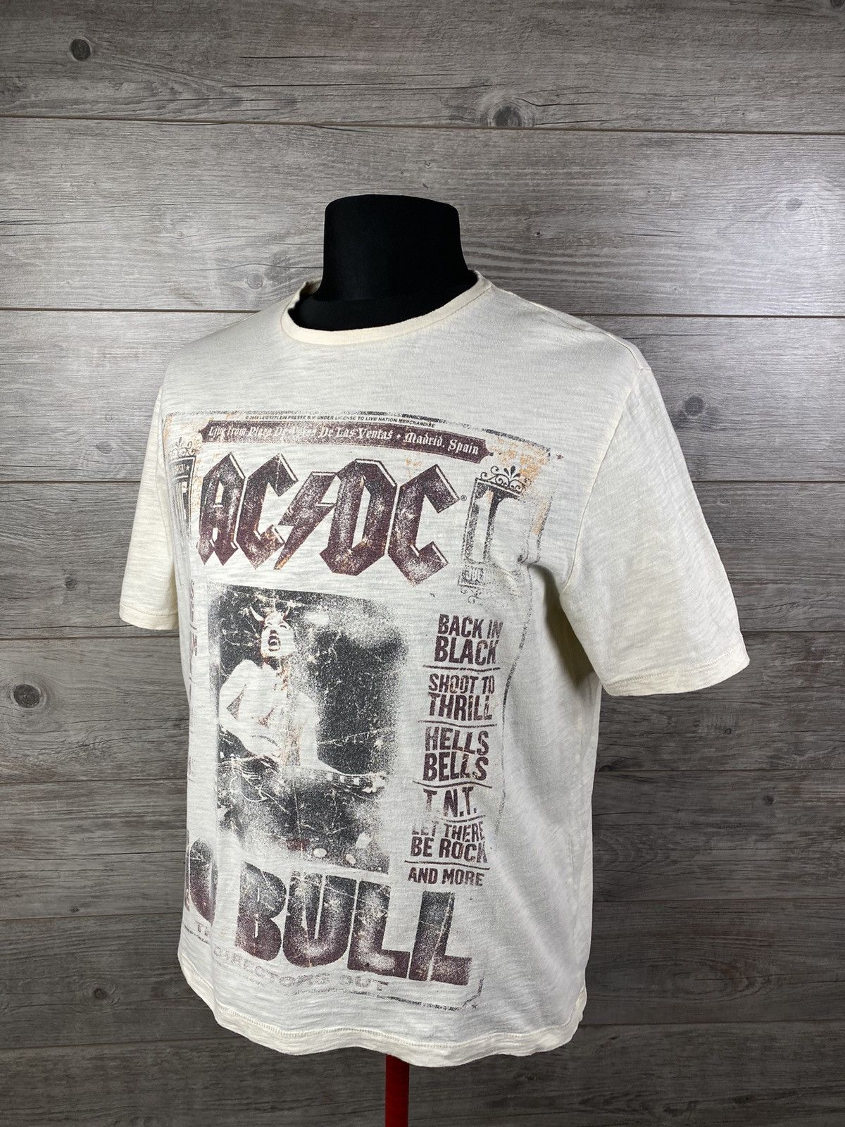AC/DC Rock band AC DC NO BULL T-shirt size L / XL Size US L / EU 52-54 / 3 - 2 Thumbnail