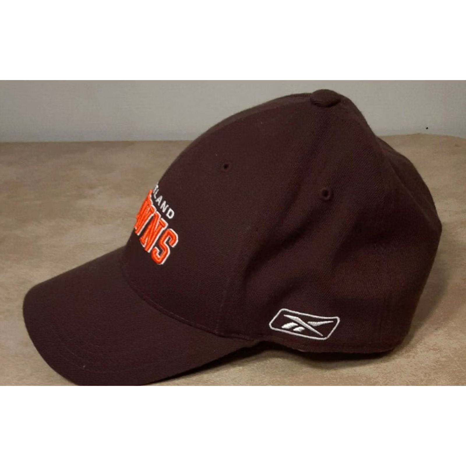 Reebok VINTAGE Reebok Browns Hat Fitted One Size Fits All Brown Spellout Baseball Cap Men Brown Logo Size ONE SIZE - 3 Thumbnail