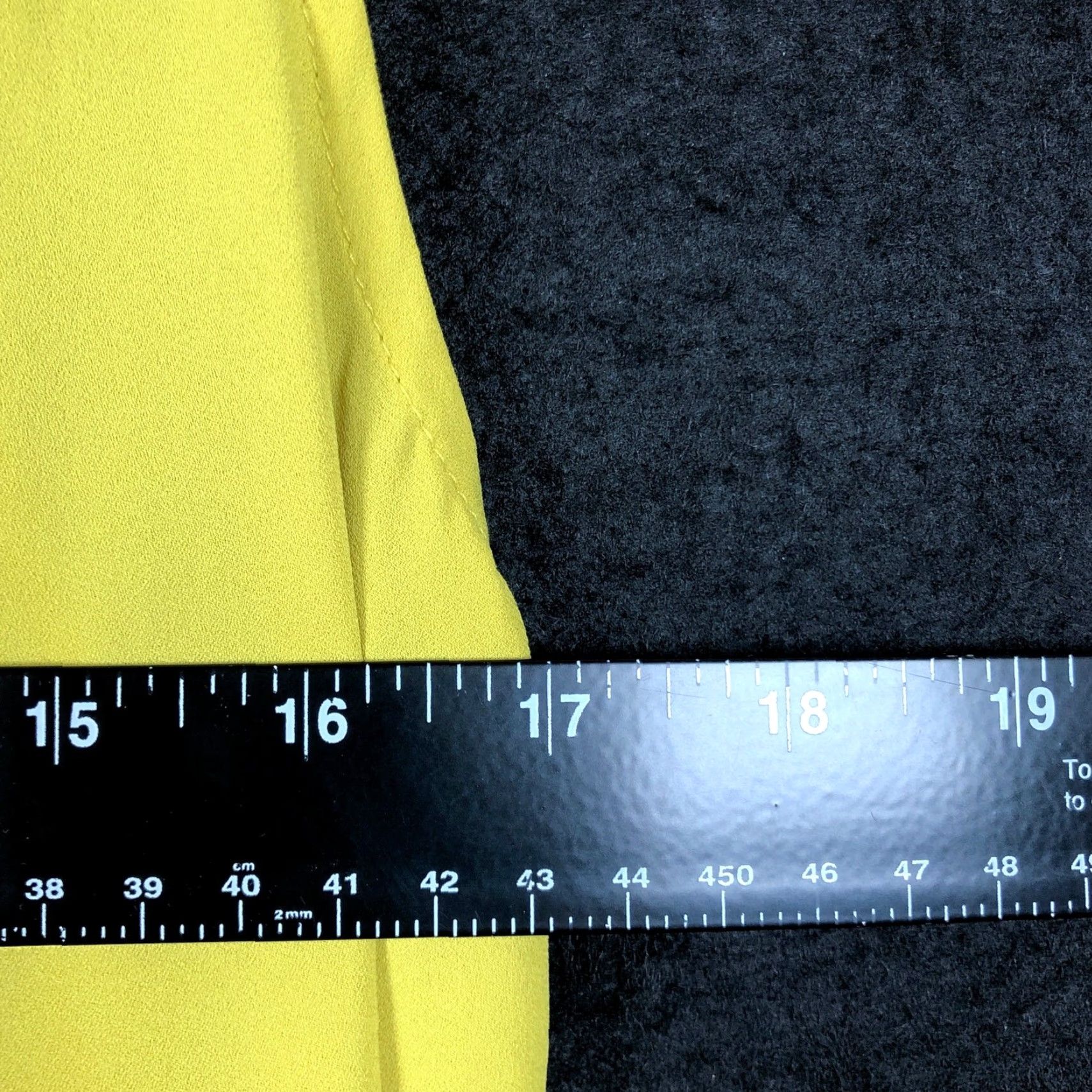 Express Express Blouse Womens Yellow V-Neck Sleeveless Lightweight Medium Tank Size M / US 6-8 / IT 42-44 - 7 Thumbnail