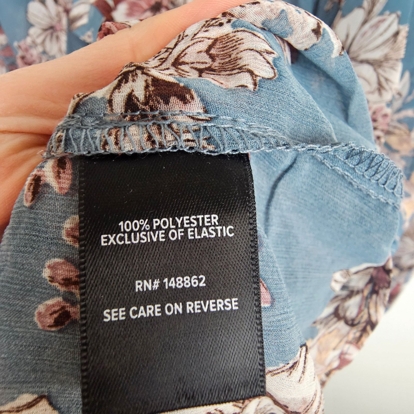 Corridor Torrid Off Shoulder Ruffle Top Size 3X Sheer Floral Crinkle Size 3XL / US 20-22 - 9 Thumbnail