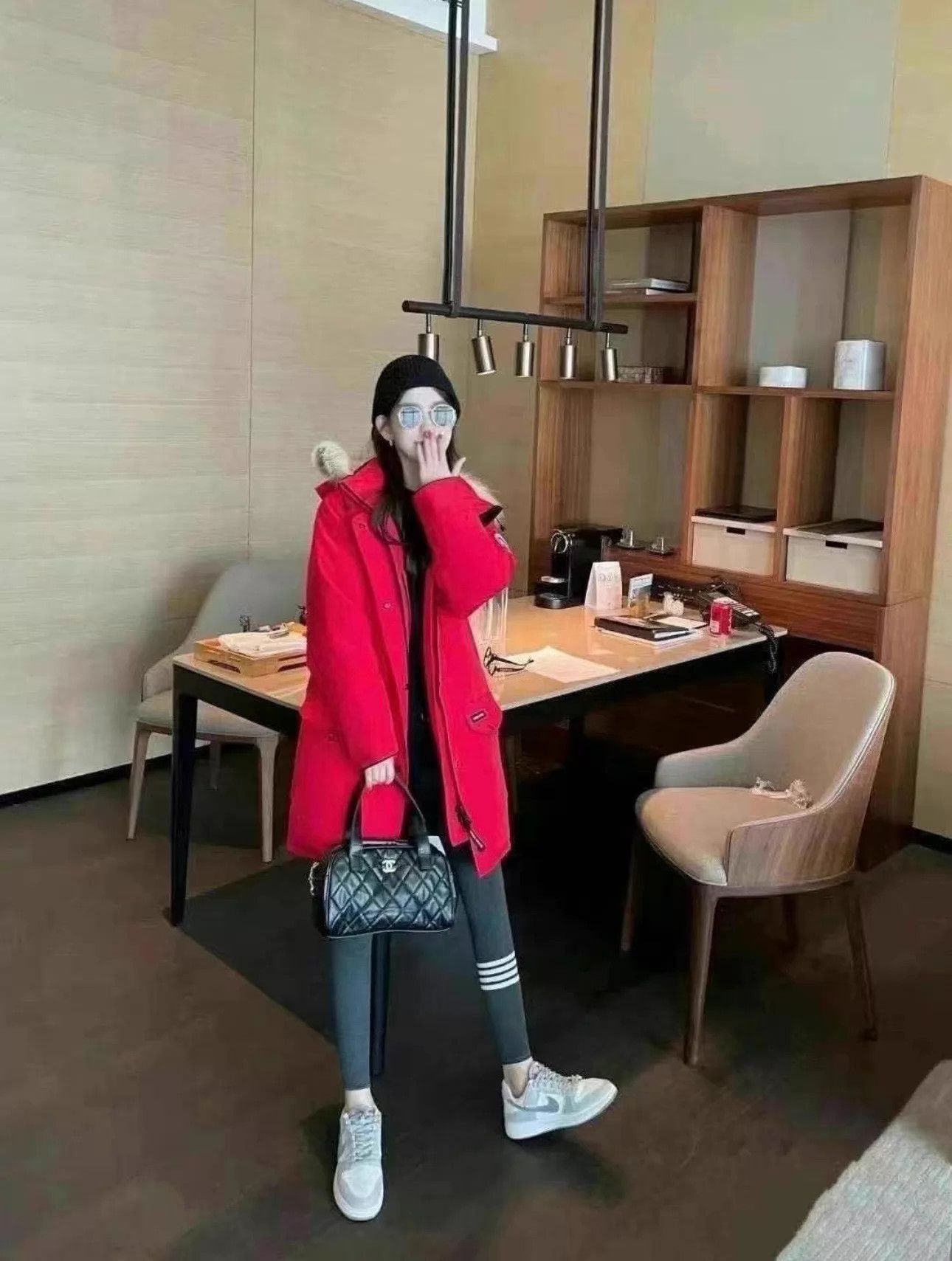 Canada Goose Canada Goose Red Hidden Zip Snap Cuff Parka XS Size XS / US 0-2 / IT 36-38 - 8 Thumbnail