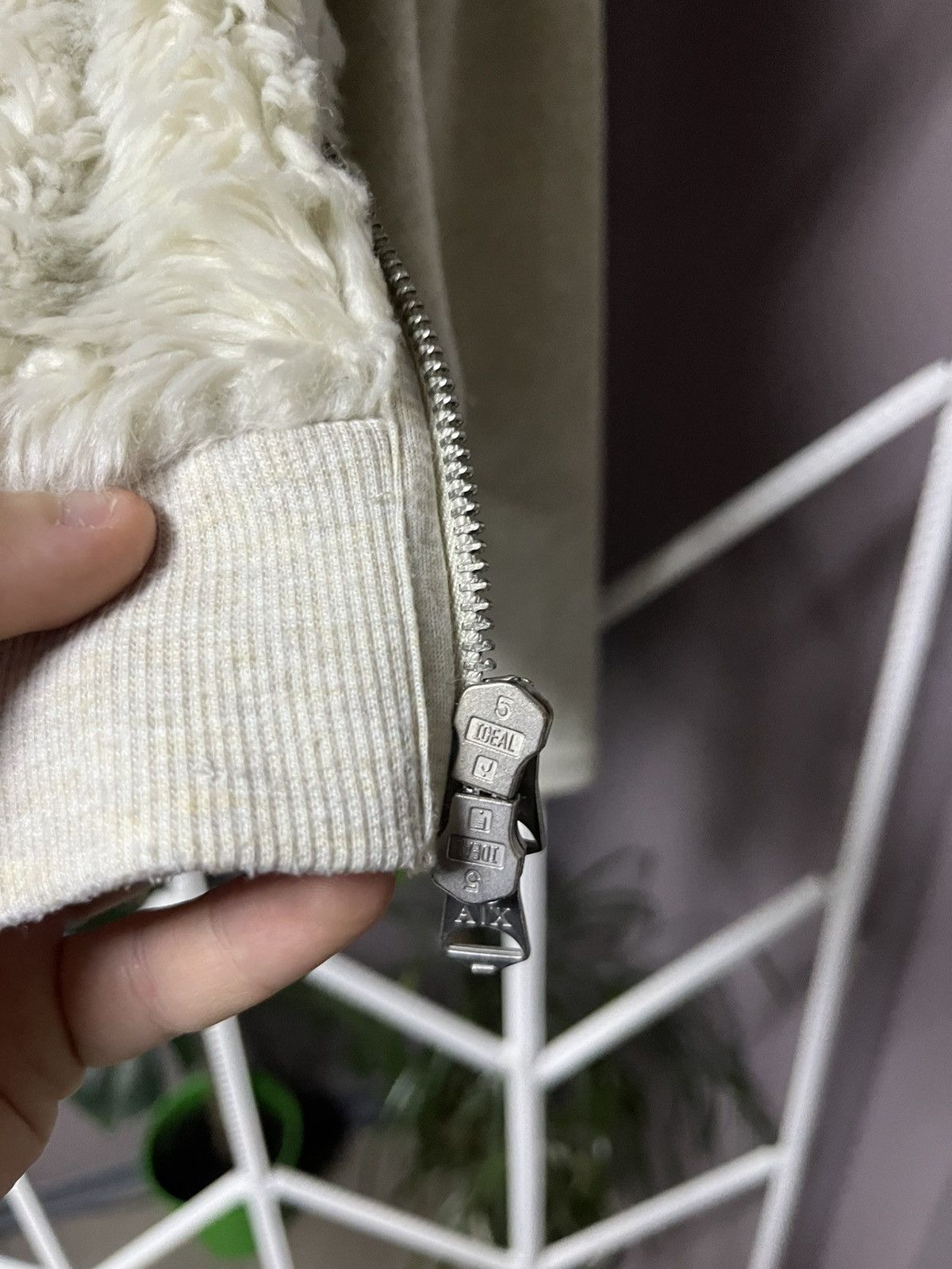 Giorgio Armani Vintage Giorgio Armani Y2K Avant Garde Fur Zip Hoodie Size S / US 4 / IT 40 - 6 Thumbnail